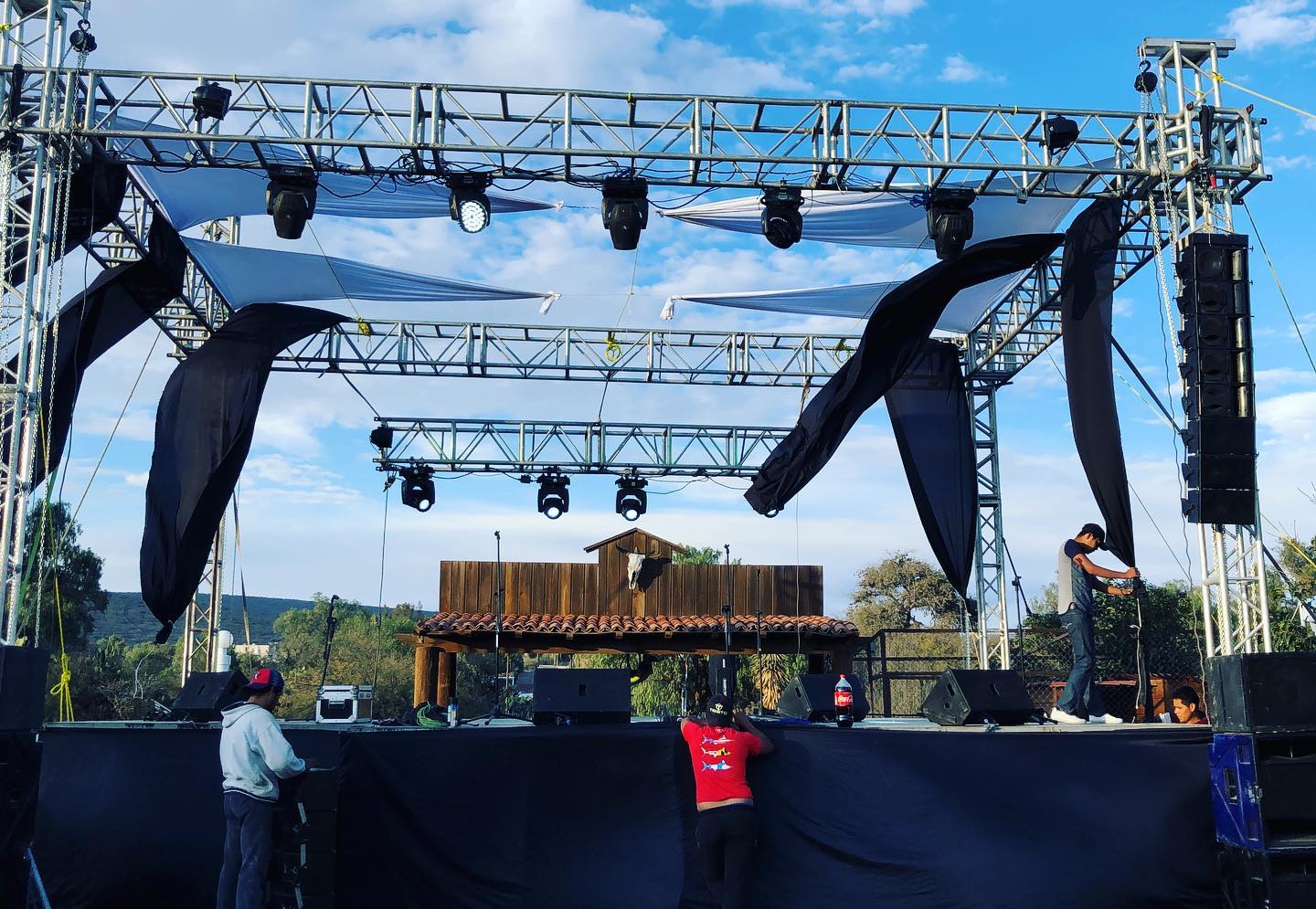 Cadetes de Linares #bookinginternational #booking #contrataciondeartistas