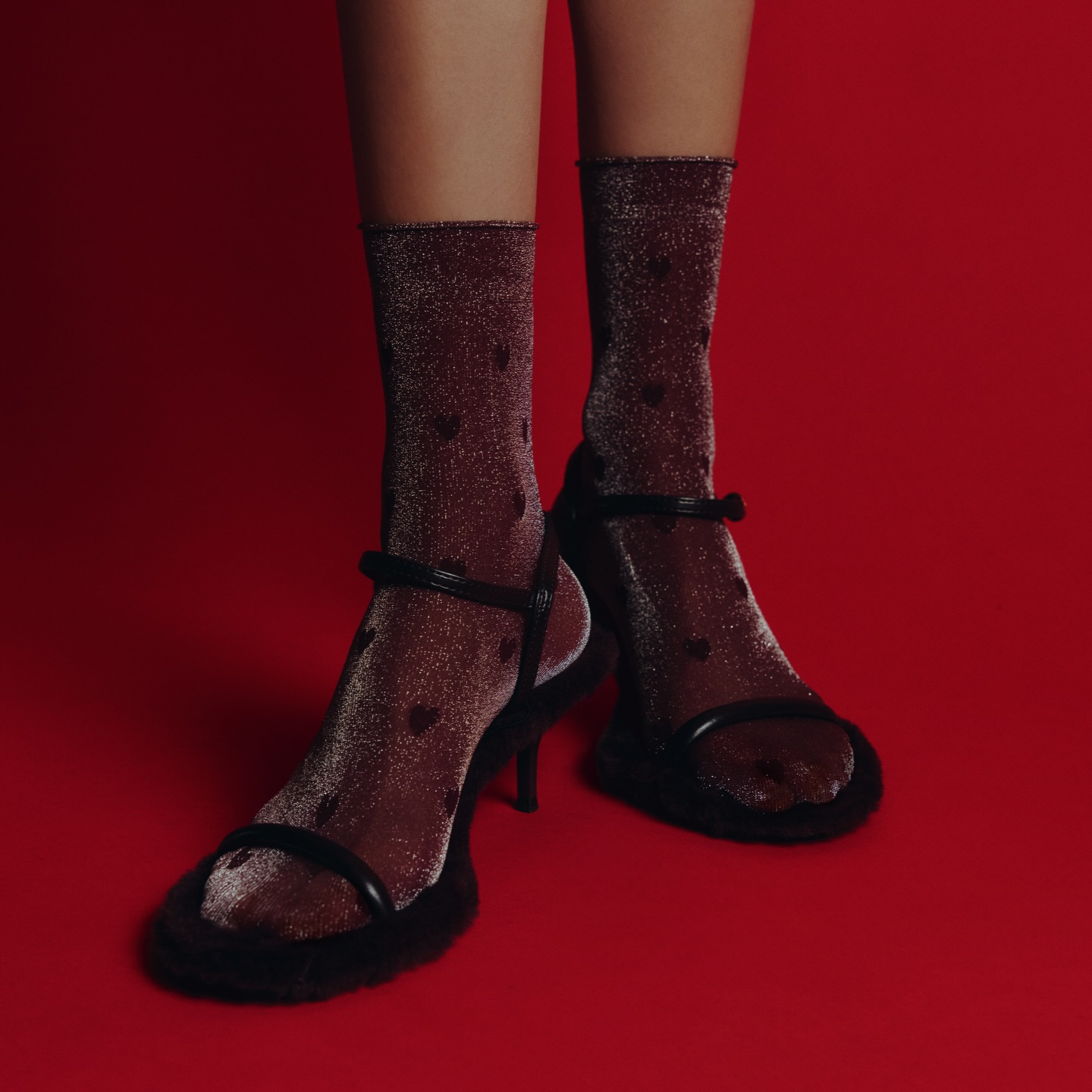 Skip the clichés. Keep the hearts.
The Calzedonia Full of Hearts collection is all about self-love, not chocolates.