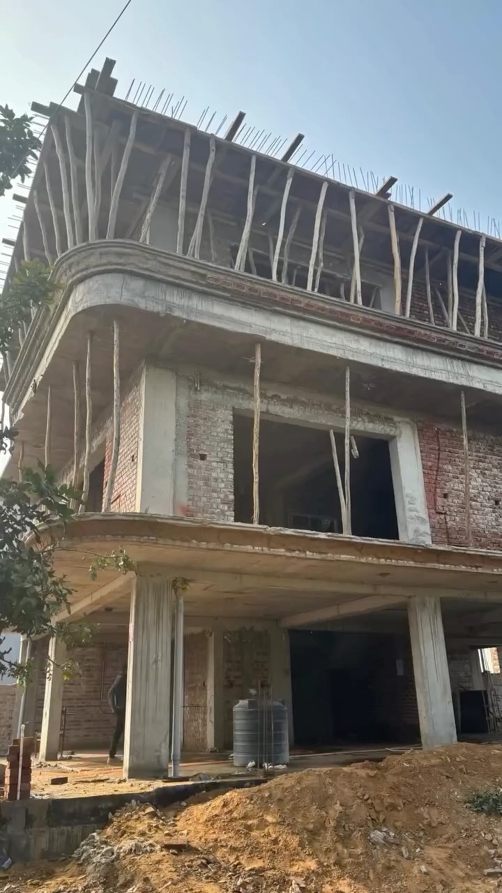 They see bare concrete and exposed wires; I see a masterpiece in the making. 🧱✨
Walking through the raw site today and mapping out every detail. It’s loud, it’s dusty, and stay tuned to see how we transform this blank canvas.
#interior #kraftdesigns #gurugram #architecture #designandbuild