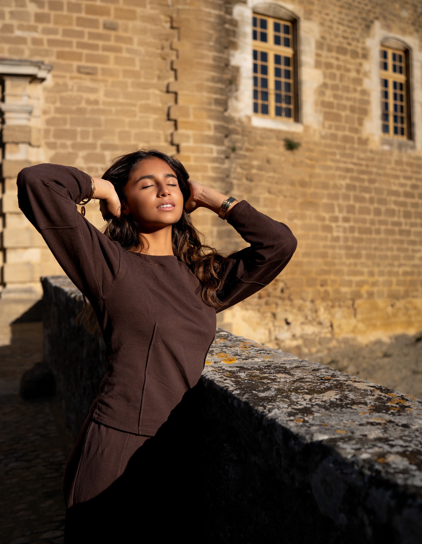 Un portrait en lumière naturelle, pour révéler ce qui vous rend unique 🌸
#photographe #photographeportrait #mornas #vaucluse #lumièrenaturelle