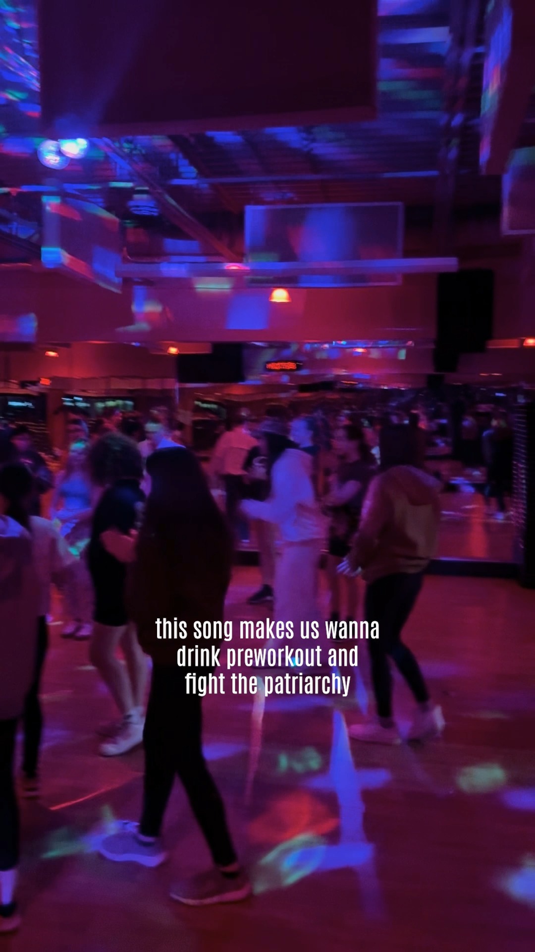 Yes, we train hard. Yes, we take our work seriously. And yes, we will absolutely dance when the playlist hits just right. #Swiftyfans 🩷 🪩