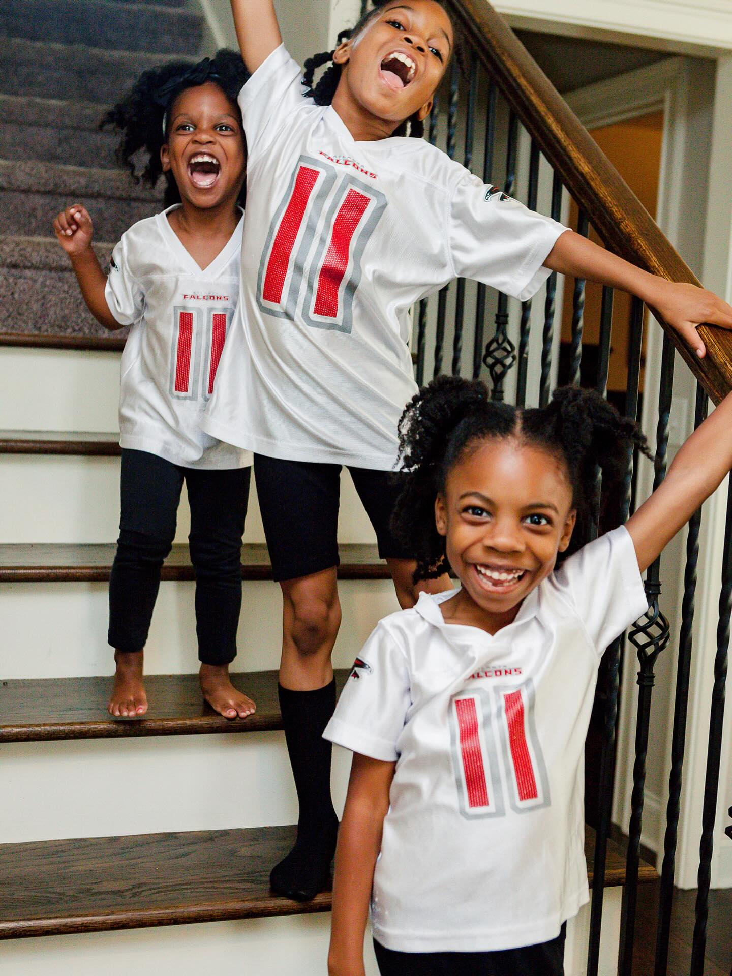 There’s something about the energy of the big game that gets me every time.
For a few hours, people with different opinions, histories, and even off-the-field tension sit in the same room and cheer. Inside the stadium or in your living room, time softens. The to-do list pauses. The nervous system settles. We enter the same moment together.
It’s not really about the score. Sometimes it’s not even about the teams.
It’s about presence.
And here’s the part I love most: we don’t need a championship to access that energy.
We can choose it.
We can notice when we’re overstimulated. When the world feels loud. When we’re stuck in our heads. And we can gather our people for dinner, a game night, a fire pit, drinks on the porch and decide to be here.
Never underestimate the healing power of community.
Yes, people can feel like a lot. Relationships are layered. But collective intention shifts the field. When we agree, even silently, to enjoy, to connect, to let each other be… our nervous systems co-regulate. Shoulders drop. Breath deepens. Laughter comes easier.
For a moment, problems feel smaller because we’re participating in something shared.
So soak in the big game energy.
Cheer.
Be present.
Let it unfold.
And remember you can create that field anytime.
Gather.
Play.
Let yourself be in the experience.
That’s medicine.