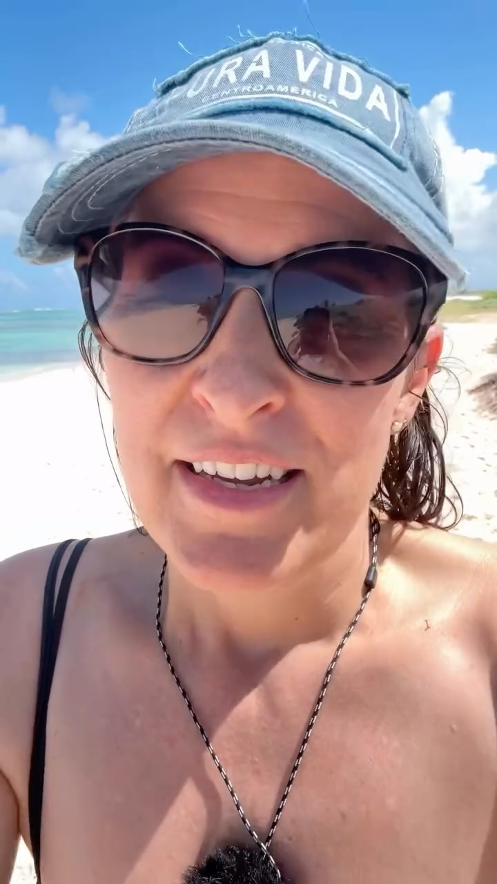 On this little boat with my sister, I’m realizing it’s not the boat that brings ease, it’s the somatic work. I’m not caught up in family stress or overthinking. I’m here, now, present in each moment. The more I connect to my body, the more I can just be. This is somatic freedom.
#SomaticLiving #BePresent #BodyWisdom #FamilyEase #MindfulMoments BEAMwithBrookelin