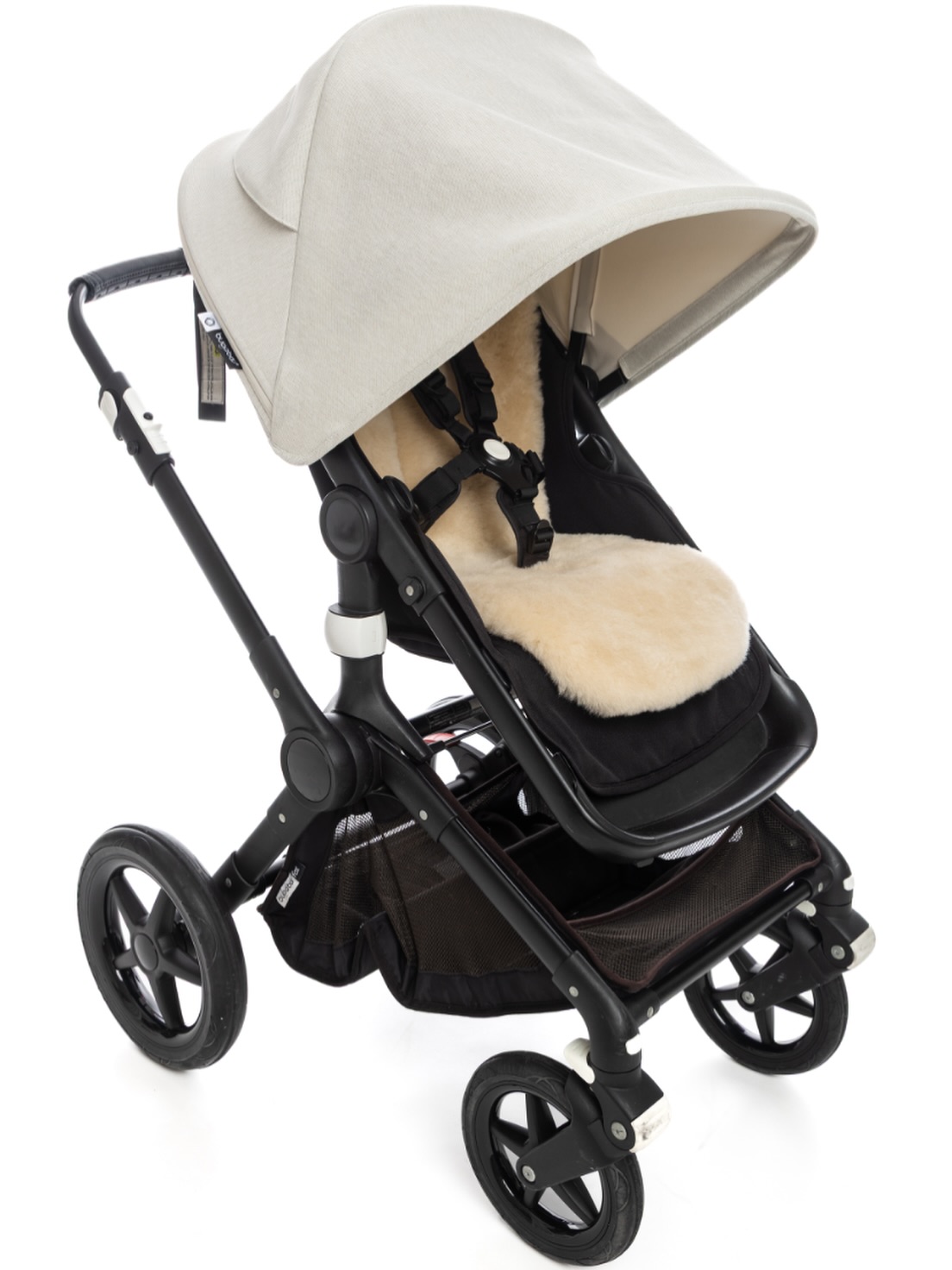 We loved being part of this beautiful product shoot 🤍
Our Bugaboo pram was featured alongside the stunning pram liner from @fibreaustralia & the final result was just gorgeous — such a beautiful combination of comfort and style.
A big thank you to the talented @kitwisephotographer for capturing this so perfectly 📸
We’re always so grateful to collaborate with amazing local brands and creatives here on the Gold Coast.
#goldcoastbabyhire #goldcoastbusiness