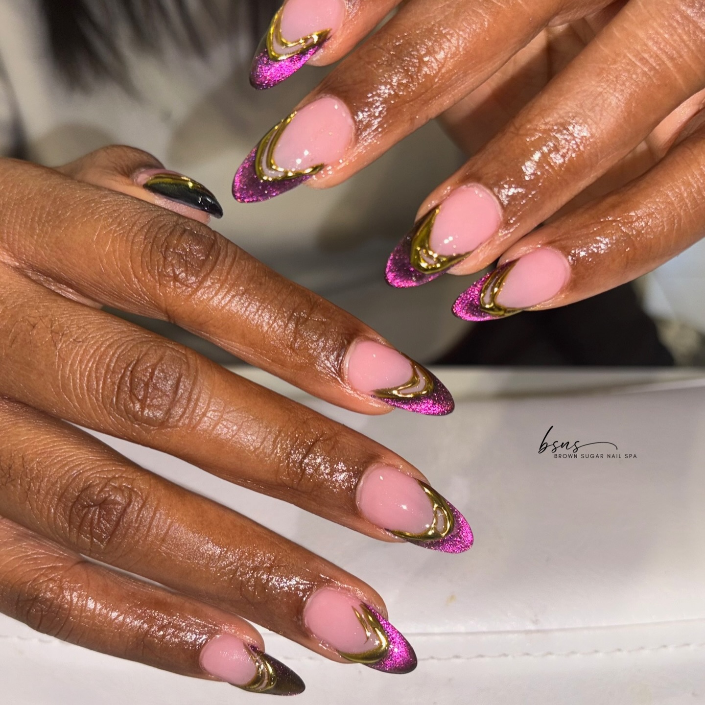 Pink cat-eye, chrome tips, and pure Valentine’s energy. 💗✨
Soft, sweet, and seriously stunning.
Perfect for date night, self-love season, and every moment in between. 💘💅
Book your Valentine’s set before we’re fully booked. 💎💕
#ValentineNails
#ValentinesNailSet
#PinkChromeNails
#BrownSugarNailSpa
#LuxuryNail