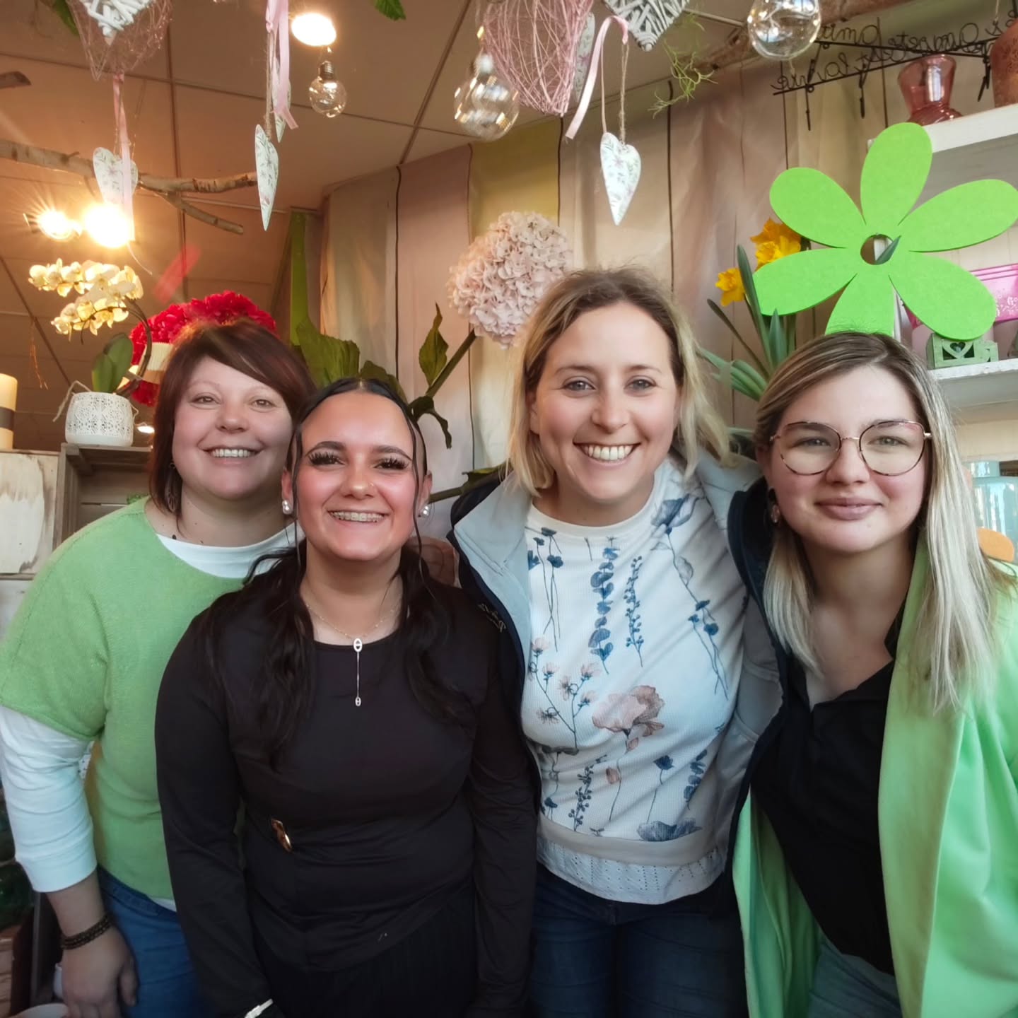 Merci ma team 💚
Vous êtes la crème de la crème 💚
8ème fête des mamies !