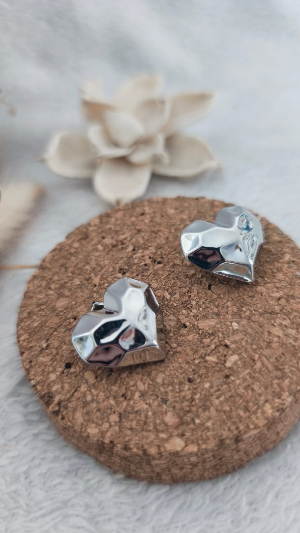 💌 La Saint-Valentin, ce n'est pas que pour les couples...
La Saint-Valentin, chez MOD'Chadeschoux, c'est surtout :
✨ Se sentir belle
✨ Se sentir bien dans ses vêtements
✨ S'accorder un moment rien que pour soi
Ce vendredi, le showroom à Creuzier le vieux, t'ouvre ses portes pour un moment doux, sans pression, sans obligation.
Juste toi, des conseils, des pièces choisies avec le coeur ❣️
.
.
💭 Dis moi, tu es plutôt TEAM "moment pour soi" ou TEAM "surprise à partager" ?! 🔥
.
.
.
#modchadeschoux #saintvalentin #amourdesoi #modefemme #touteslestailles