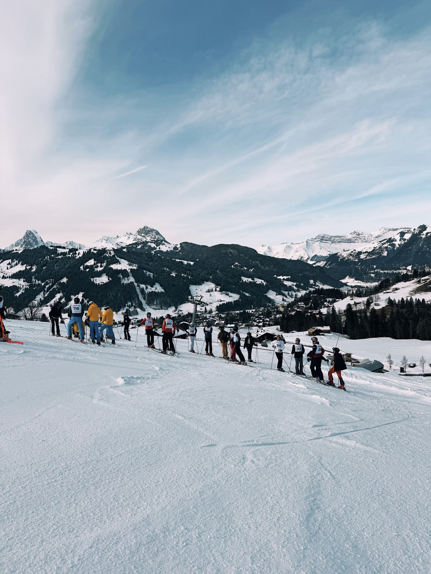 Last weekend, Villa Pauli participated in the Eagle Winter Games 2026 in Gstaad.
Hosted annually by Eagle Ski Club, the Interclub weekend brought together teams from around the world through a shared love of sport, community, and alpine tradition.
More than a competition, it is a reminder of what clubs are built on — experiences, connection, and moments shared across generations and borders.