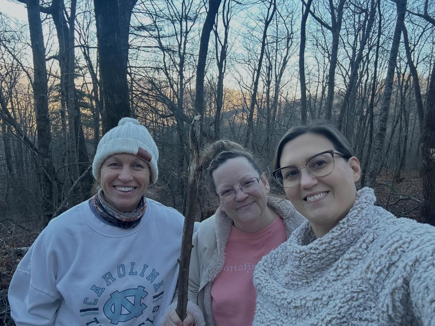 The perfect day doing some of my favorite things with some amazing people.
#ironsharpensiron #sisterhood #amwriting