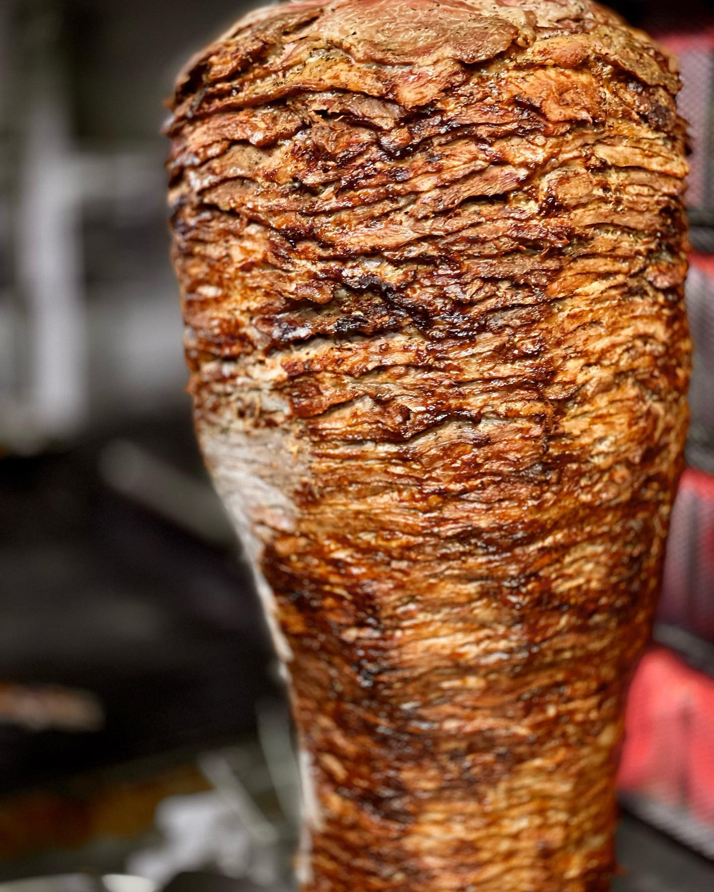 Der Gyros Spieß ist ready um geschnitten und serviert zu werden. Kommt vorbei, oder lasst euch etwas nach Hause liefern!
#restaurantkypros #hamburg #ottensen #foodporn #gyros #altona
