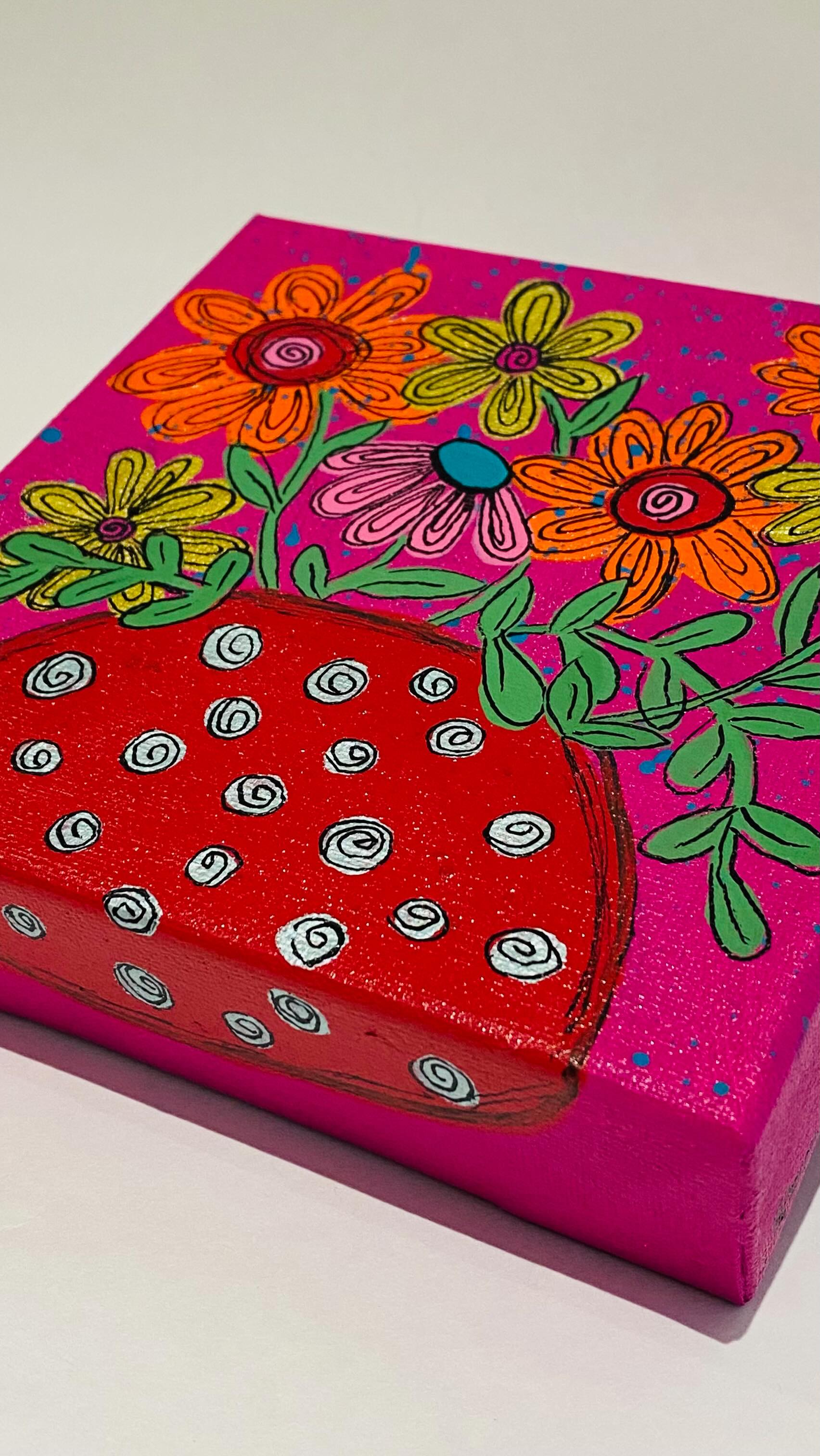 โจNew! Available In My Shop โจ
โโ โLiL Toomuchery Flowersโ โโ
bold and tiny flora on an
original 6 inch x 6 inch canvas
Details at www.SharonLeeZapataArt.com ๐
See link ๐ in my bio
.
.
.
#womenartist #winanyway #happyart #colorfulartwork #artforyoureveryday