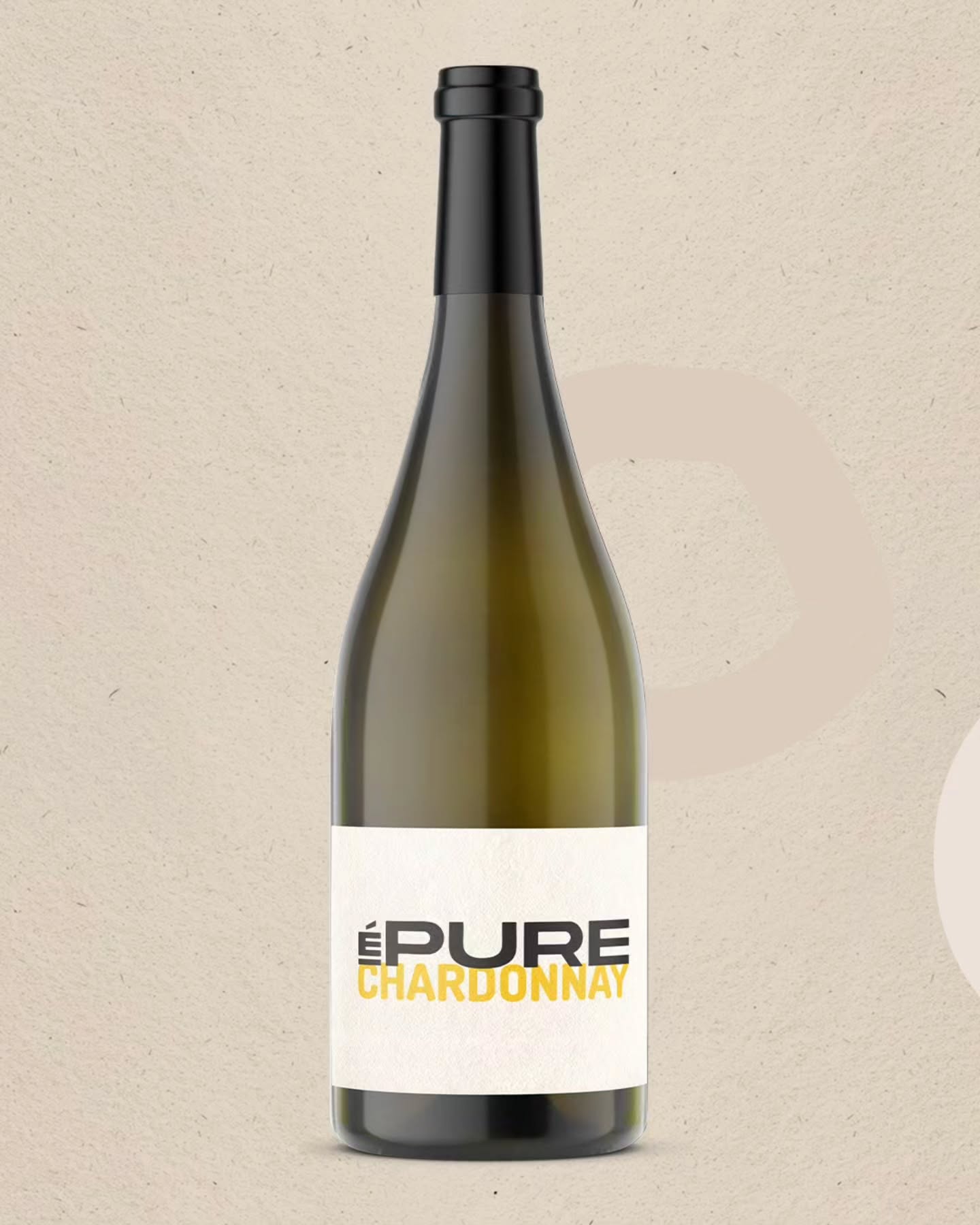 Epure Chardonnay: Complexe – aérien –
agrumes – floral - méridional
ÉPURE est un authentique vin de cépage , révélant sa pureté originelle. Ici, pas d’artifice :
l’identité et l'expression du cépage s'expriment dans
la sincère. Un vin signature, façonné avec exigence
et sensibilité, fruit de l’expérience et du savoir-faire de
Claude Serra.