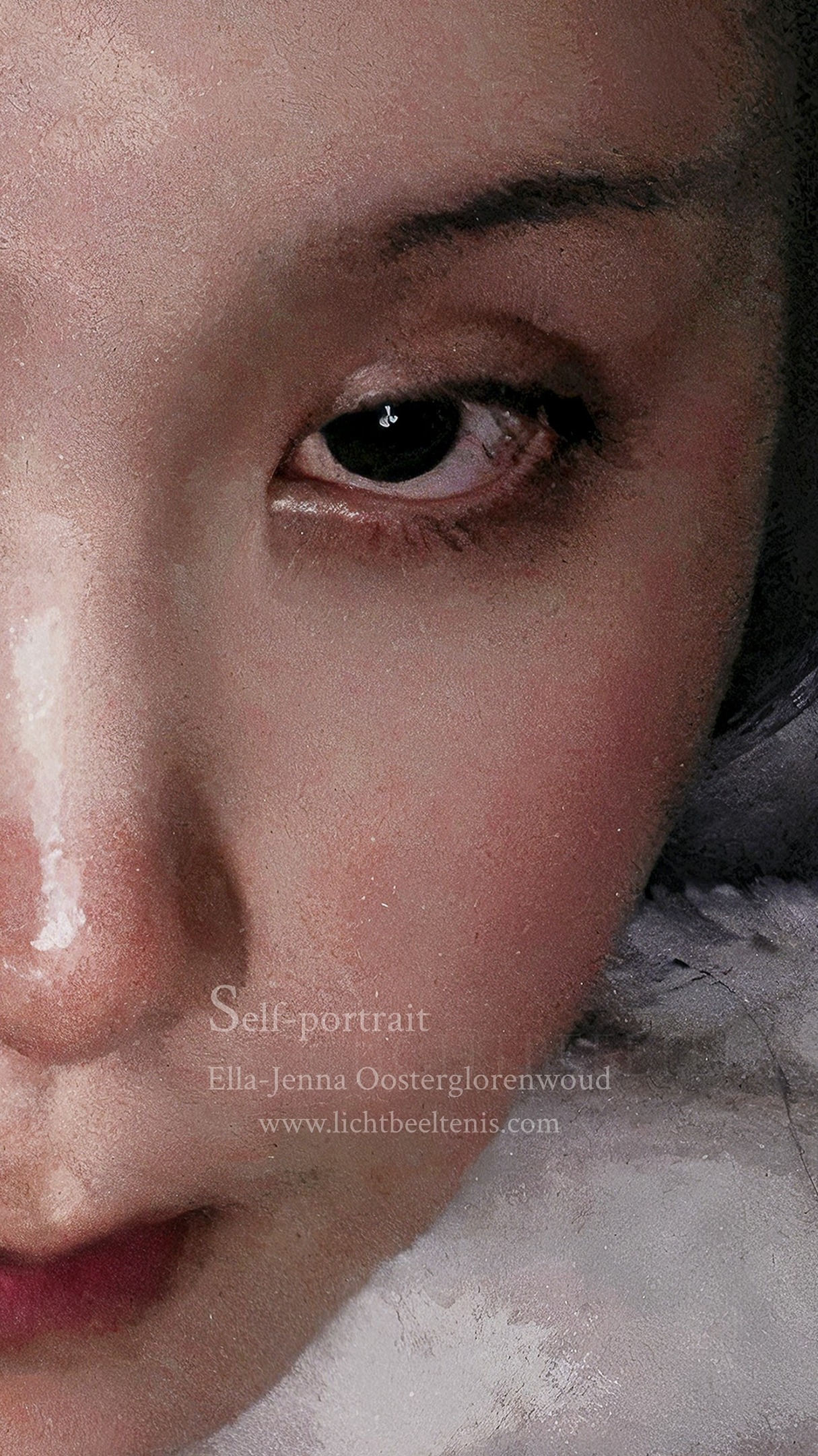 Silent flight with night vision of the white camellia, 2026
Stille vlucht met nachtzicht van de witte camelia
Detail
#Lichtbeeltenis #EllaJennaOosterglorenwoud #oosterglorenwoud #OilPaintingDetails #PaintingDetail #FineArtDetail #FigurativePainting #PortraitPainting #NocturnePainting #Chiaroscuro #Sfumato #Glazing #OldMasterMood #ContemporaryRealism #AtmosphericArt #PoeticRealism #Camellia #WhiteCamellia #DutchArtist #EuropeanArtist #FineArtCollectors #Hahnemuhle #GicleePrint #FineArtPrint #studioprocess