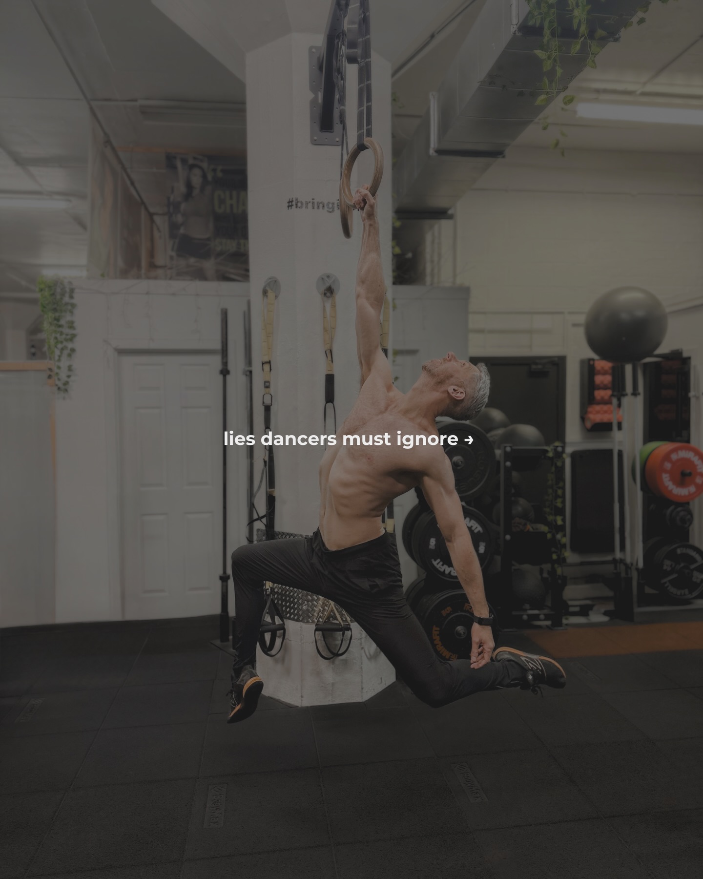 heard any of these?
→ “don’t eat, you’ll get fat”
→ “don’t train legs, they’ll get bulky”
→ “skip back day, you’ll injure it”
and yet…
be lean.
be strong.
be injury-free.
here’s the truth:
you can’t under-eat and overperform.
you can’t under-train and get strong.
so which lie did you hear most in the studio?
#dancerstrength #gymfordancers #inclusivefitness #balletmyths #dancepersonaltraining