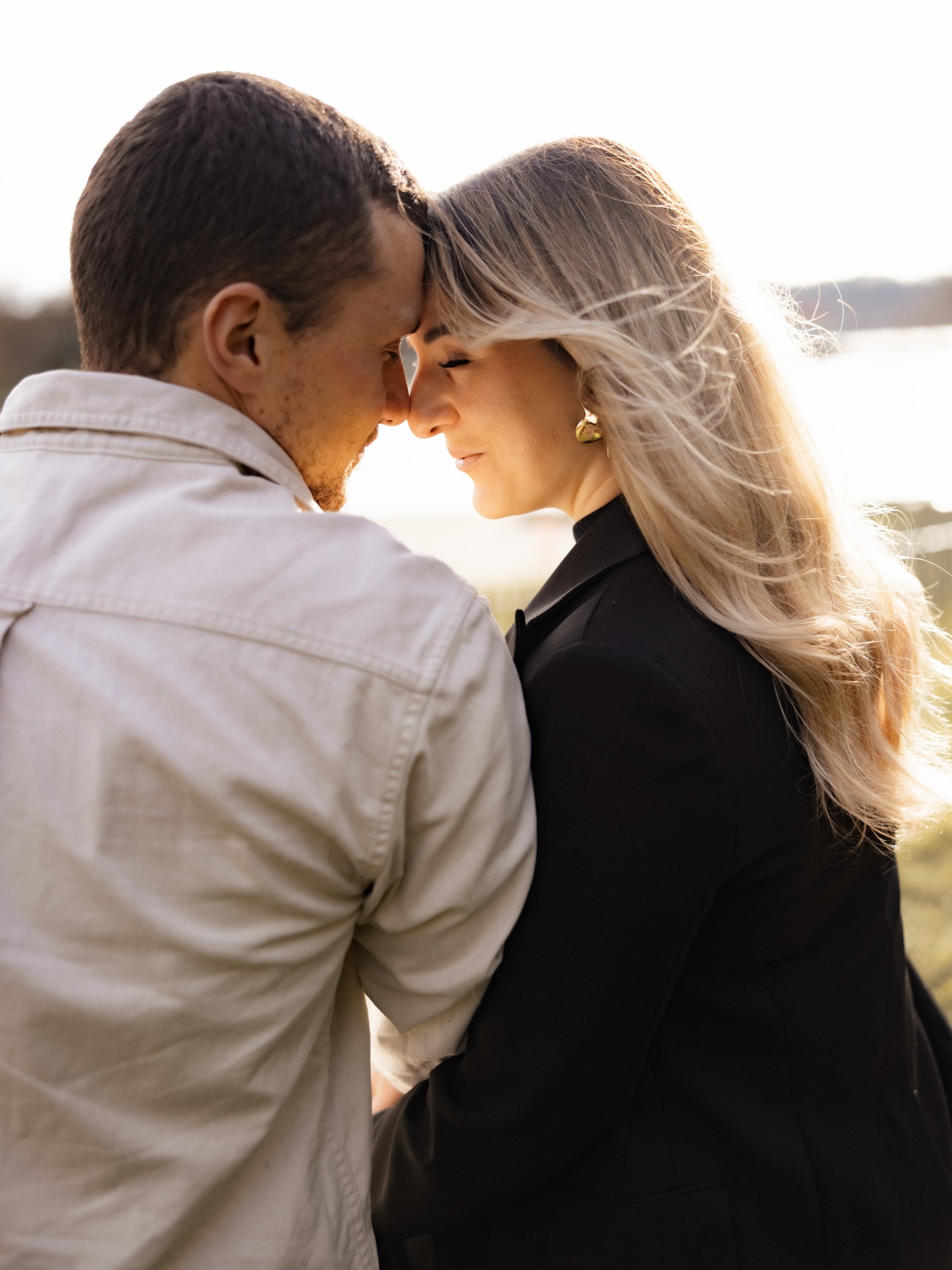 #seanceengagement
Des regards qui en disent long, des éclats de rire et cette douce lumière au bord de l’eau… 🤍
Une séance simple, vraie et pleine d’amour — à leur image.
Hâte de vous retrouver pour le grand jour 💍✨
📸 Elodie.B - Photographie 🪩
Photographe basée en Seine-et-Marne & IDF.
Mariage, Maternité, Naissance & Famille.
🌐 www.elodiebphotographie.com
@elodie.bphotographie
elodie.b-photographie@outlook.com
#photographe77 #photographeseineetmarne #photographeiledefrance #photographemariage photographemariage77 photographematernite photographematernite77 photographegrossesse photographegrossesse77 photographeparis shootinggrossesse shootingbebe shootingnaissance shootingnaissance77 shootingmaternite77