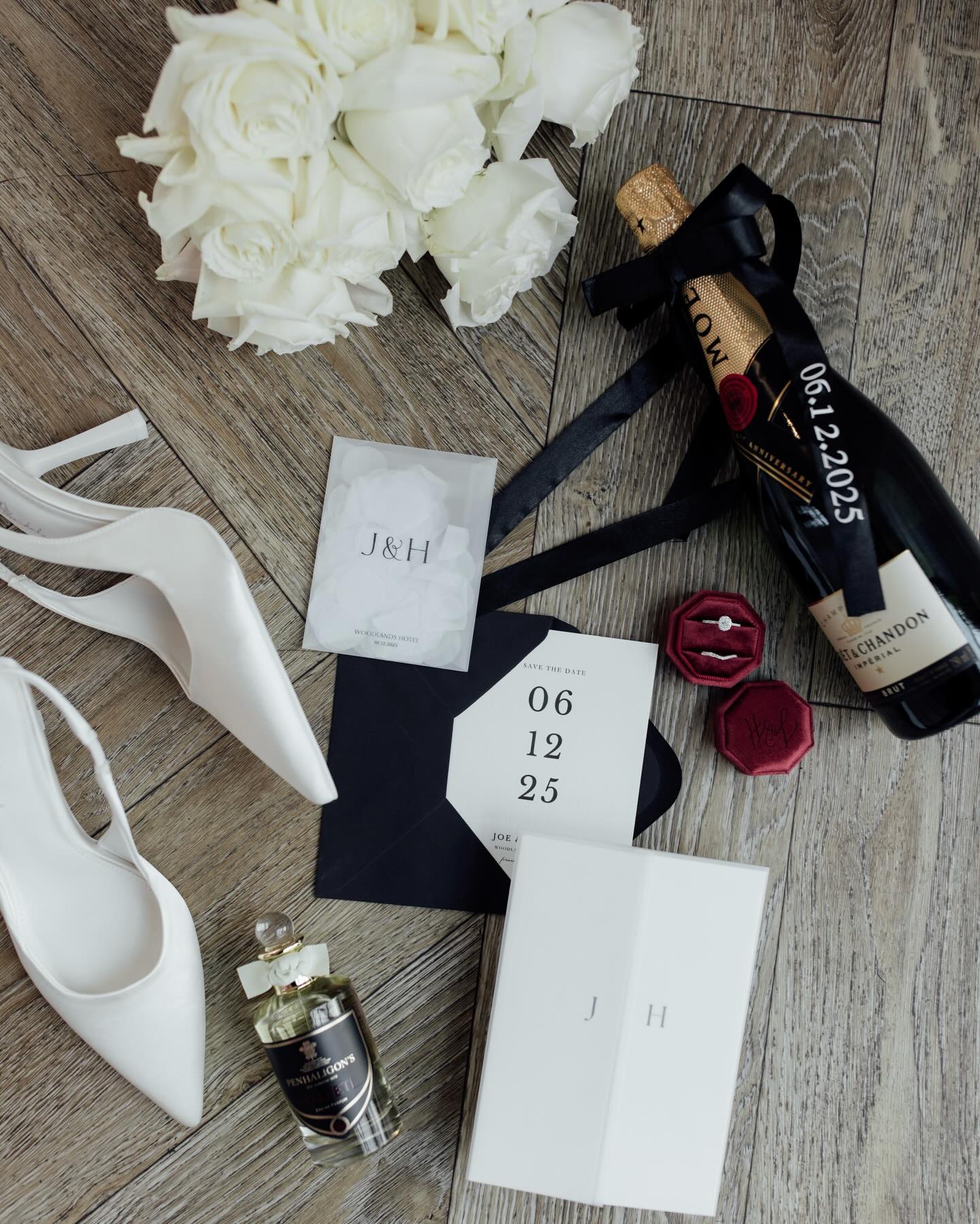 The details you poor your heart and soul into β¨
Inquire now to check availability for 2026/27/28 π Limited availability
Venue: @hotelwoodlands
Cake: @cakerbells
Content: @captured_bykaty
DJ: @eventsdjyorkshire
Dress: @joanabridalboutique
Hair: @hairbyjodiepayne
MUA: @themakeupworks_ @lauradickeymua
Music: @abialtonmusician @tohellorveronaband @jimdammusic
Photo Booth: @selfiestarphotobooths
Stylist/florist: @shindig.event.styling
Second shooter: @lr.captureco
-
www.oliviaamyphotography.com
-
-
#weddingphotography #ukphotographer yorkphotographer