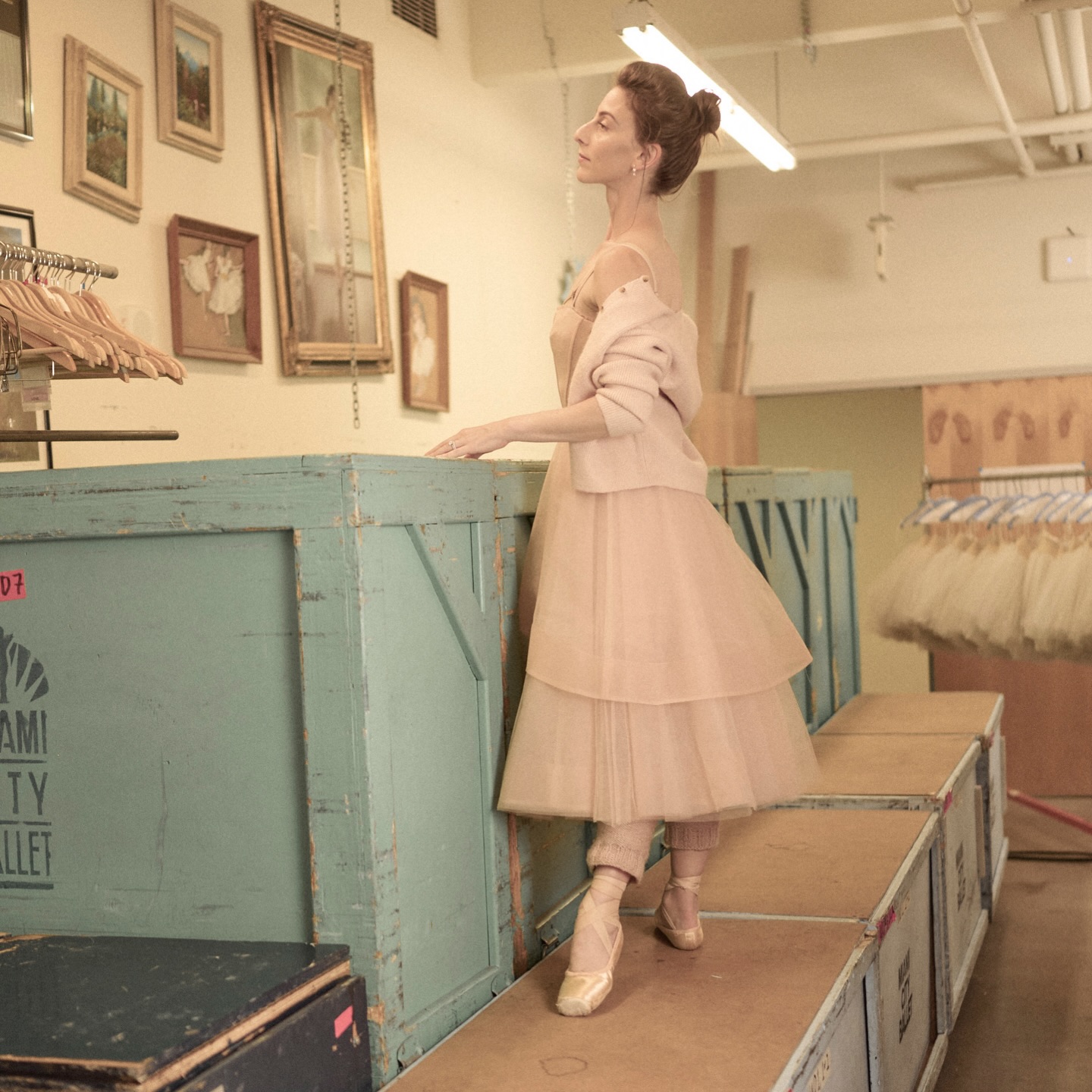 Valentine’s offering for all FPP year-round plans 2/10-2/15. Code: TreatforValentines 😘 - Choose excellence. Choose momentum. Choose FPP! Plans valid for 12 months. Spread the word 💝 Image credit: Danny Cardoza. Link in bio! Email me with inquiries at fifthpositionpath@gmail.com