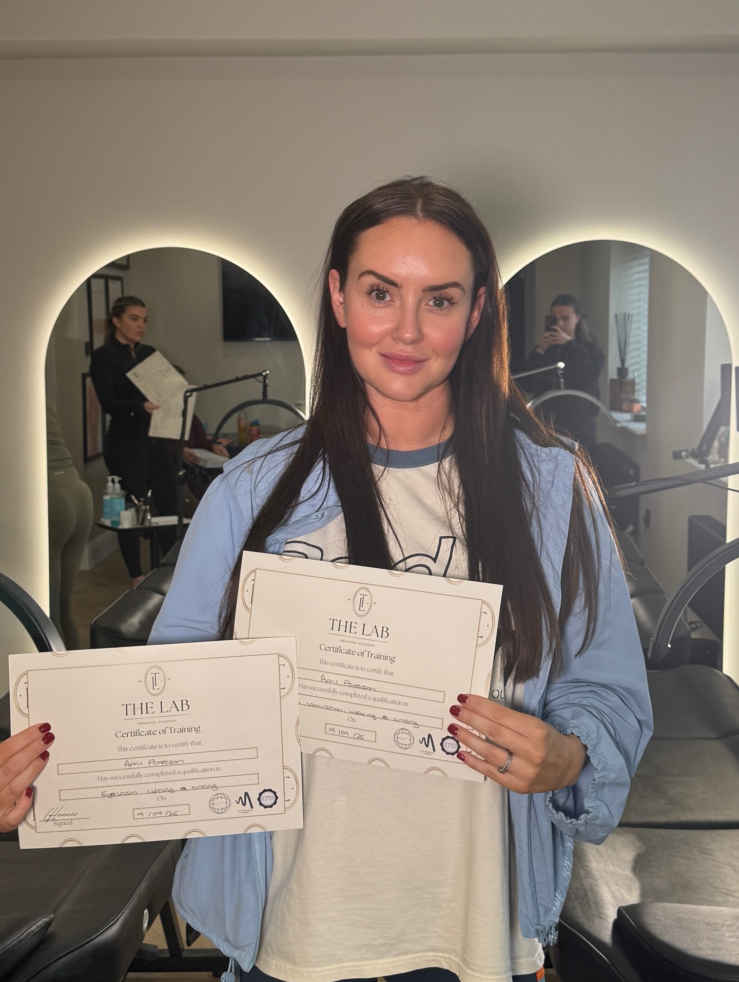 April is an incredible mum creating a flexible career that truly works around family life 🫶🏼📈 She trained with us in gel nails, lash lifting, brow lamination, waxing and tinting, and she is absolutely smashing it.
Watching her confidence grow and seeing all the milestones she’s achieved so far has been amazing. We are so proud of everything she’s accomplished already, and this is only the beginning ✨
The beauty industry is such a powerful option for mums. It allows you to build a side hustle or a full-time business, train before baby or after baby arrives, work around childcare, set your own hours, and never miss those important moments like school drop-offs, pick-ups and events.
April is proof that motherhood and ambition can go hand in hand 🤝 Becoming a mum doesn’t mean pressing pause on your goals — it can be the reason you build something even stronger.
So proud of you, April. You’re truly killing it!
📍Liverpool & Dubai
Your new career is calling 📞