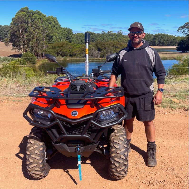 Congrats Dave and the Galati team on taking delivery of this brand new CFMoto 400 EPS ATV, delivered and straight to work across the farm.
🥔 🥦
Thanks Dave for your business mate, enjoy your new ATV.
#manjimup #bridgetown #southwestwa #southernforestsregion #farmingwa
@cfmoto_australia
