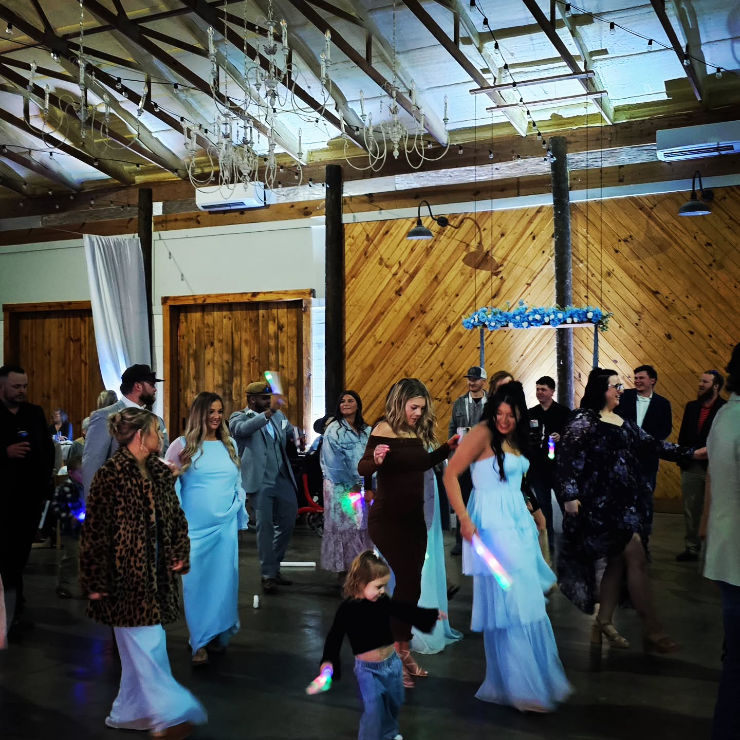 🎉 Congratulations to the new Mr. & Mrs. Jones! 🎉
We loved being part of your wedding day—thank you for trusting CM Music Factory with the music that made your night unforgettable. 💍🎶
Wishing you a beautiful journey together! 🥂✨
02.07.2026
#MiddleGeorgiaWeddings
#barnatharperpines #georgiaweddingdj #MiddleGeorgiaWeddingDJ #thomastongawedding