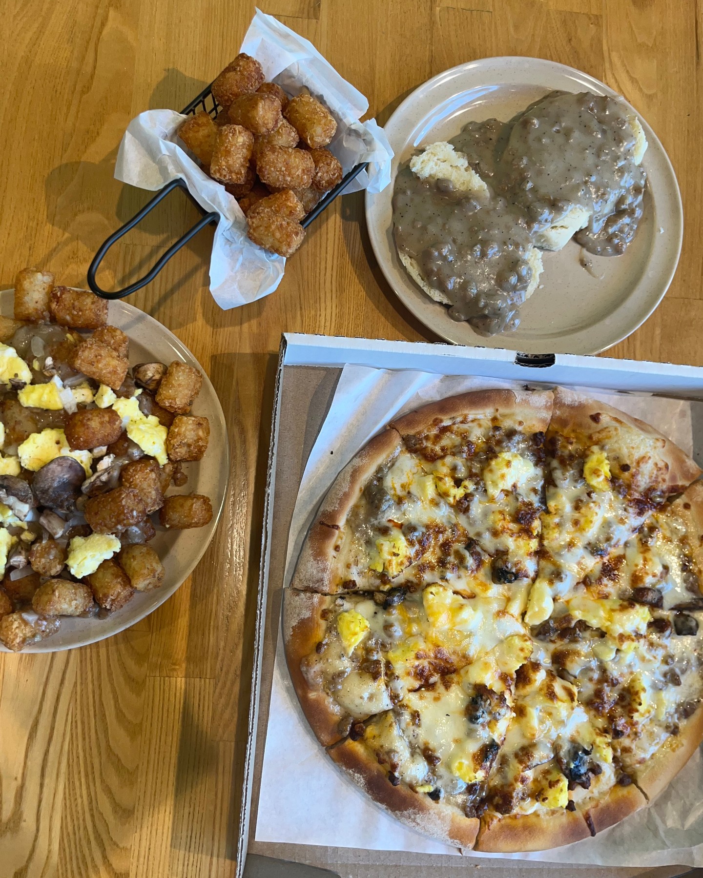 What we need? A hearty brunch before the Super Bowl. Find us at The Brunch Box this morning! 😋🐣 @brunchboxomaha