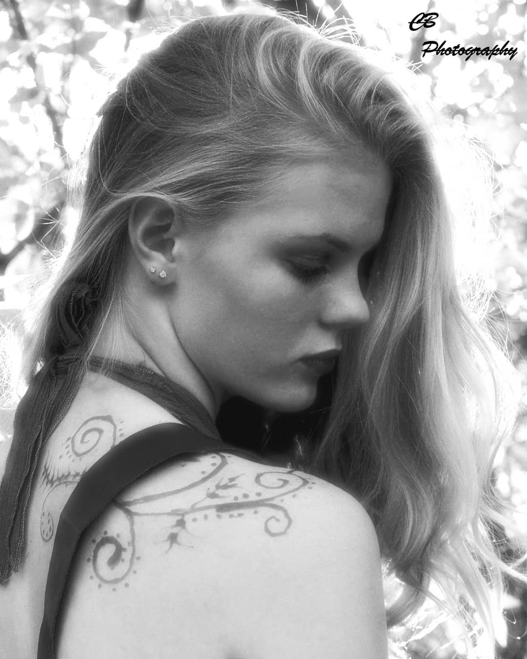 I am in constant amazement over the beauty and love this girl possesses!! Thanks for letting me photograph you💗💗💗 #beautifulwomen #beautifulgirls #infrared #editing #photography #photographygoals #model #gorgeouswomen #gorgeous_shot #gorgeous