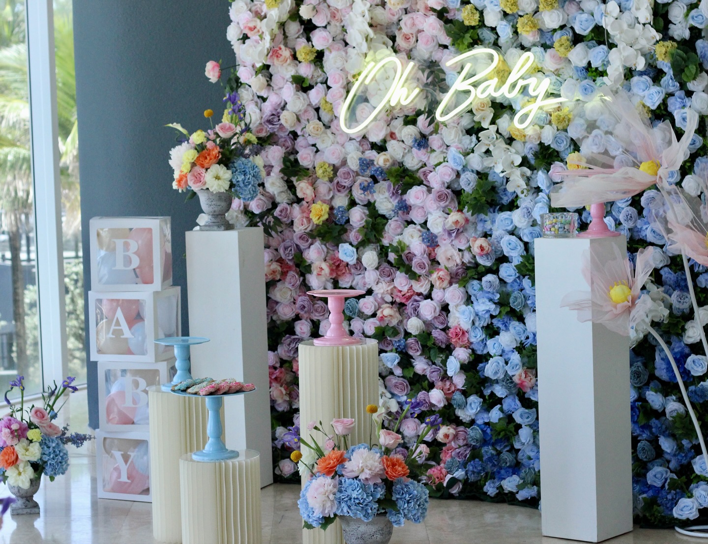 Boy or Girl?! 🩵🩷
#genderreveal #babyshower #flowerwalls #miamiflowerwalls #partydecor