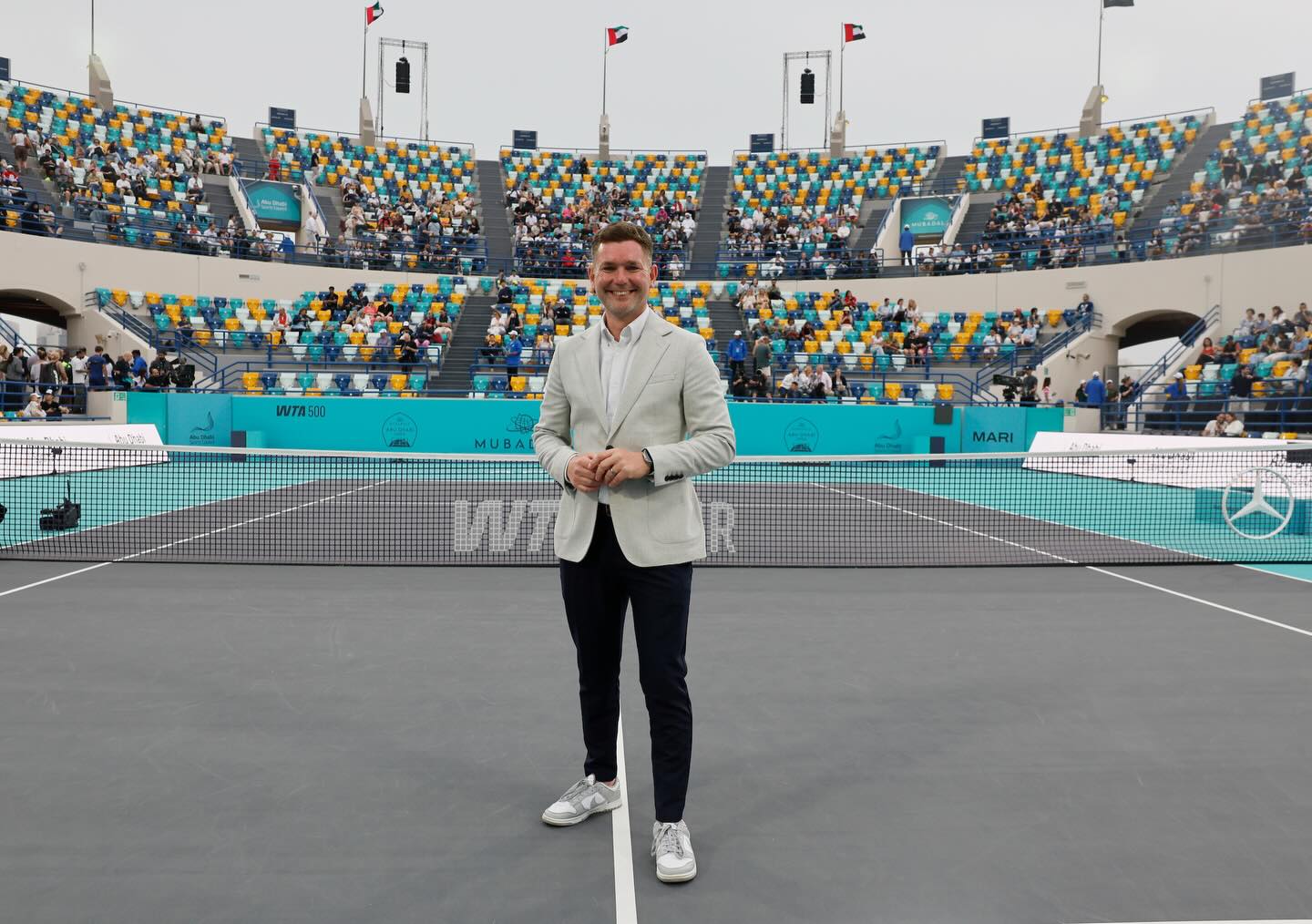 Eight days. Countless moments.
One incredible week in Abu Dhabi at the @mubadalaabudhabiopen to get my 2026 tennis calendar up & running.
From Centre Court hosting to hospitality Q&As, tennis village main stage events, wheelchair tennis and everything in between… the Mubadala Abu Dhabi Open is always a brilliant week of teamwork that brings live sport to life.
As ever it is a pleasure to share the court with @monicaace93 & to be a part of the event which this year saw record fan attendance, a show-stopping tennis fan village & great battles on court.
Grateful to be part of it 🇦🇪🎤🎾
📸 @jorgeferrari_photos (apart from image 8)
#EventHost #SportsPresenter #TennisEvents #EventMC #LiveMC