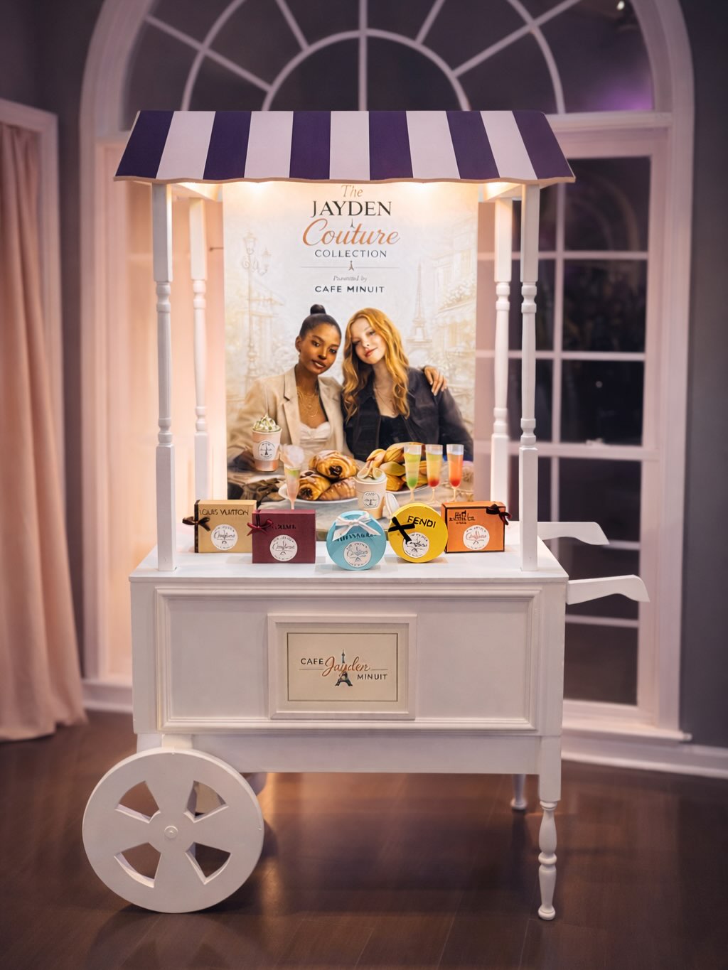 One of my favorite elements of Jayden Minuit à Paris ✨🇫🇷
We created a custom French café just for her — Café Jayden Minuit — and to make the experience even more immersive, we designed a couture “collab launch” of pastry items from her café.
Think Paris Fashion Week… but make it Sweet 16.
Luxury-inspired pastry boxes, personalized branding, and a full merch display that felt like an exclusive midnight drop.
This detail?
Everything. 🤍
#sweet16 #ParisAtMidnight #ImmersiveEvents #AtlantaEventDesigner #CafeJaydenMinuit