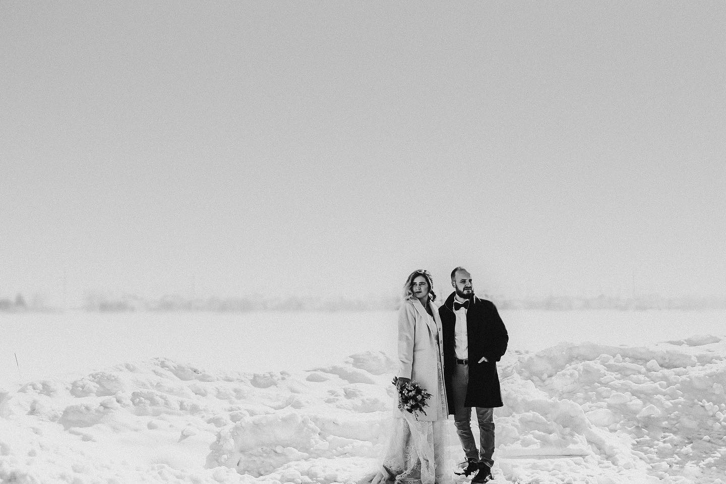 winter wedding in illinois, yeah it’s a thing 🤘🏼 yesterday’s wedding was a dream. congratulations sam & jenn!