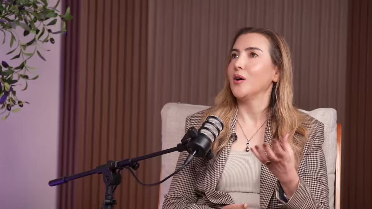 “My child is smart but lazy” is something we hear often. But laziness is often a motivation issue, not a character flaw.
In this episode, we explore what really drives motivation and why early intervention matters for building skills and confidence in children.
🎧Listen now on our YouTube channel. Link in bio.