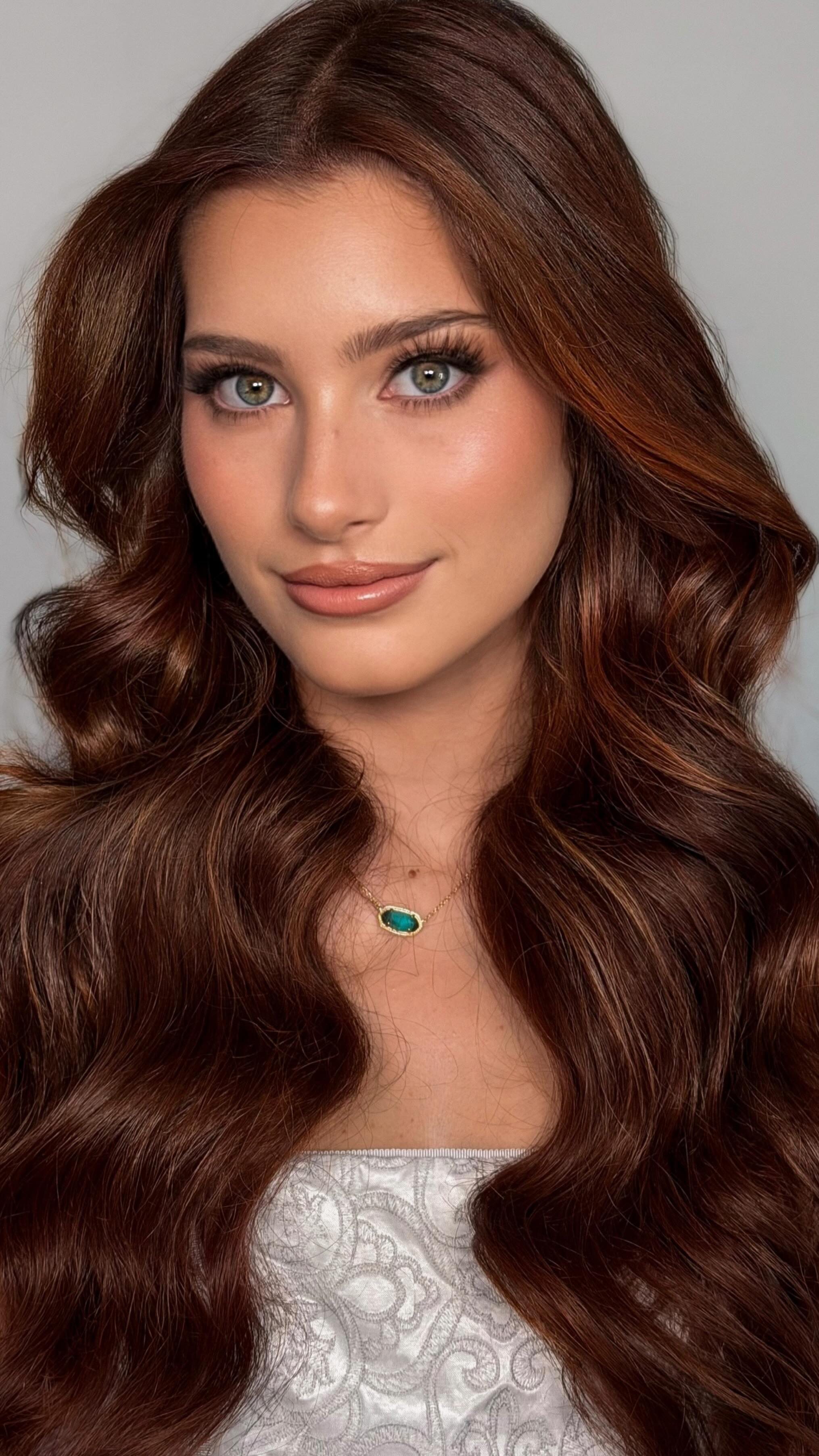 Most people are taught to match foundation to their face.
But your face is not always the same color as your body.
And on your wedding day, that matters more than ever.
Many brides have a face that is lighter than their chest and arms due to consistent SPF use, exfoliation, brightening skincare, or simply less sun exposure. Others may have redness in the face but warmth in the body. Some have deeper tones on the chest and shoulders from sun exposure.
If foundation is matched only to the face, it can create a floating head effect in photos. Especially with professional flash photography.
Here is what actually happens behind the scenes in professional bridal makeup:
✓ I analyze your neck, chest, and shoulders
✓ I study your undertone, not just your surface shade
✓ I correct redness or hyperpigmentation before foundation
✓ I custom mix shades for seamless harmony
✓ I test in natural light and camera light
Bridal makeup is not about matching one area. It is about creating balance from your face down to your décolletage so everything photographs cohesive and elevated.
Under flash photography, undertone shifts are amplified. Warm can turn orange. Cool can turn ashy. Neutral can pull flat. This is why shade theory matters.
The goal is not lighter.
The goal is not darker.
The goal is cohesion.
Cakey free. Seamless. Flawlessly you.
New Jersey brides, if you want a skin focused, camera aware bridal makeup experience, inquiries are now open through the link in bio.
New Jersey bridal makeup artist, wedding makeup tips, foundation matching for brides, undertone analysis, bridal skin prep, luxury bridal glam
#newjerseybride #njmakeupartist #bridalmakeup #weddingmakeupartist #luxurybridalbeauty