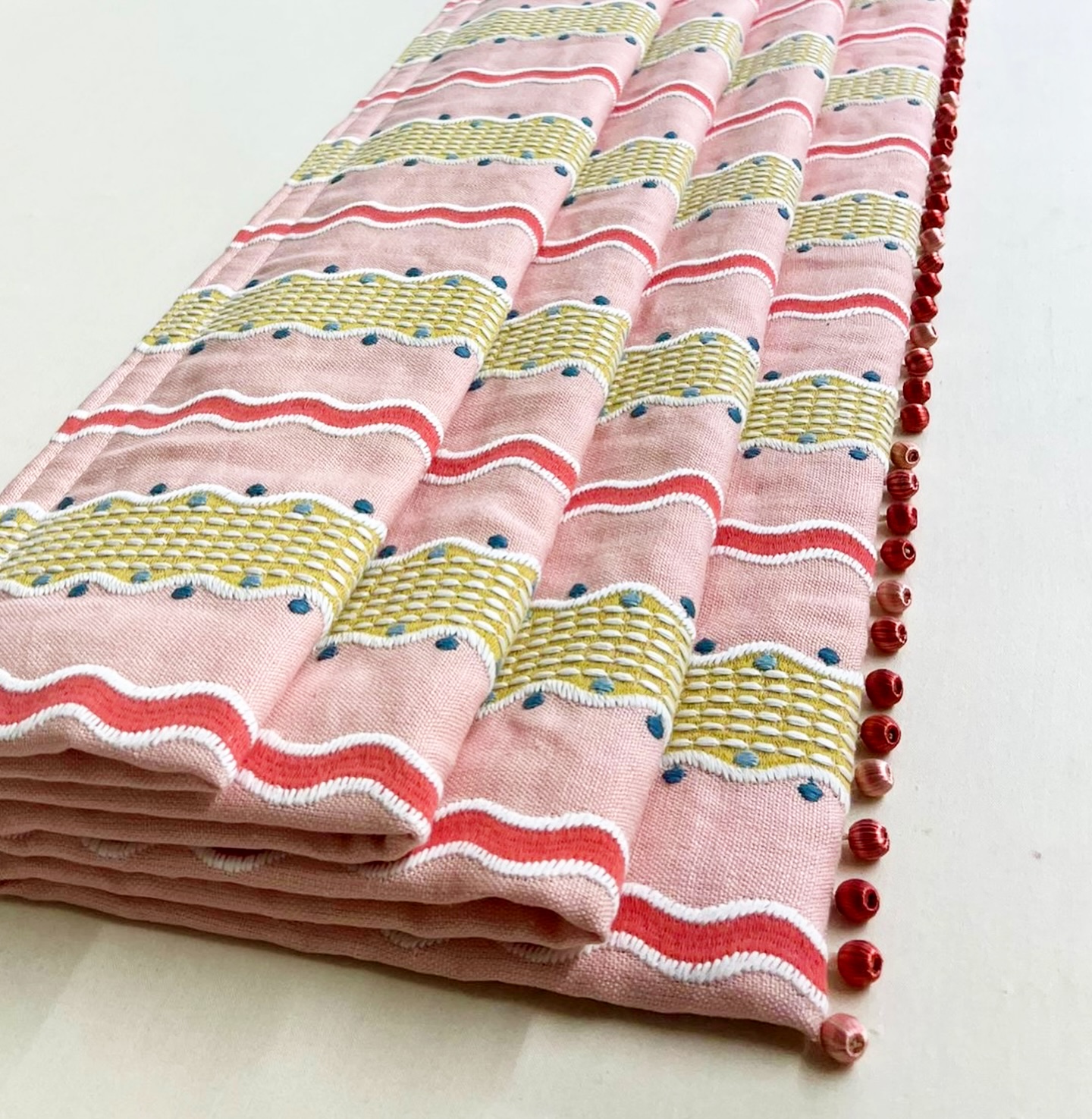 Friday Fitting Day! Scroll through to see our fabulous Hand Sewn Roman Blinds and Bespoke Pelmets on these unique shaped windows… we always have a solution!
Comment below for fabric details! Which fabric would you choose? ✨
#petersilkofhelmsley #romanblinds #interiordesign #pelmets #fridaymood