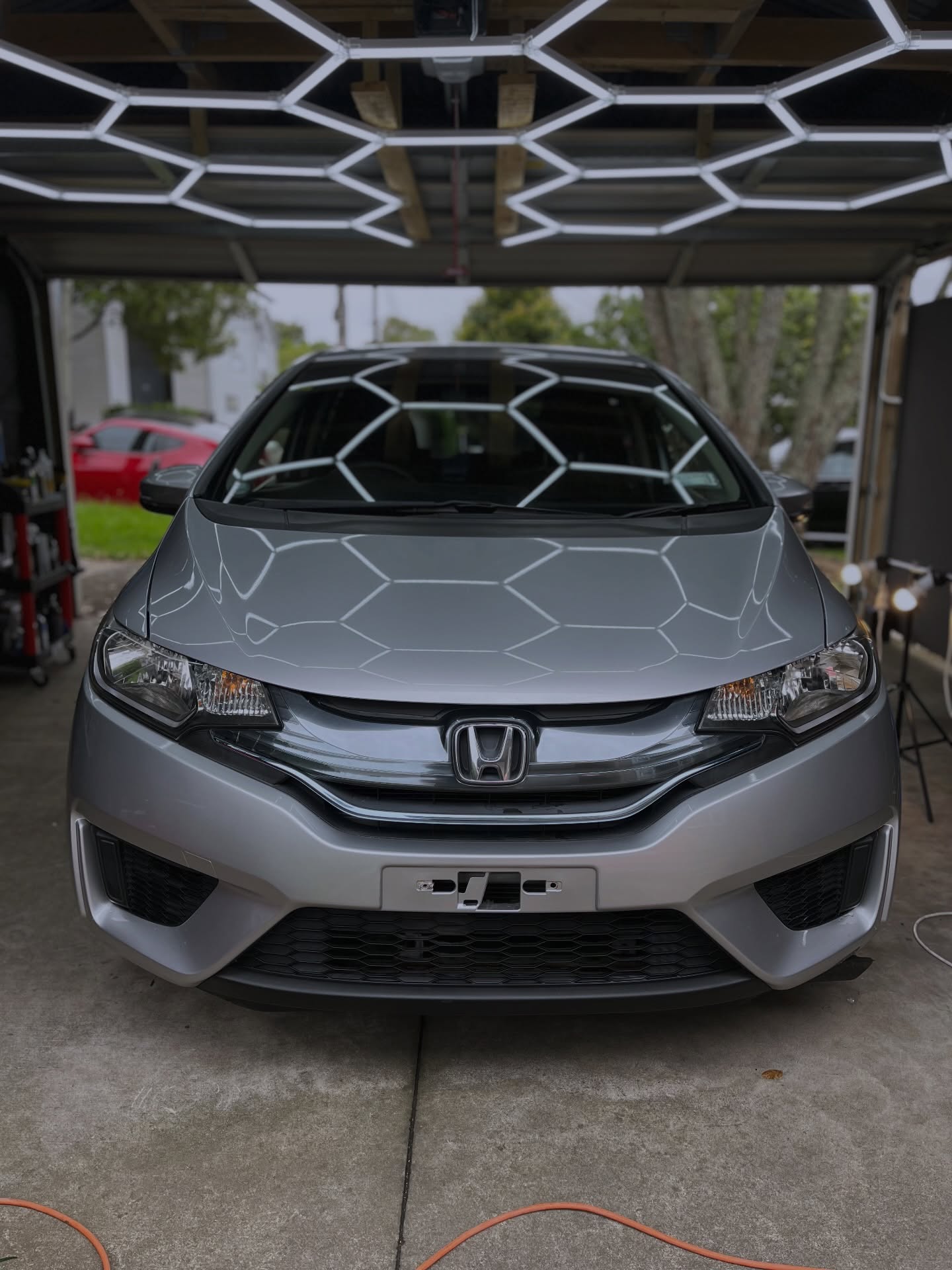This is how your car should look.
Deep gloss, insane reflections, properly protected.
Paint correction + ceramic coating done right.
Ready for yours?