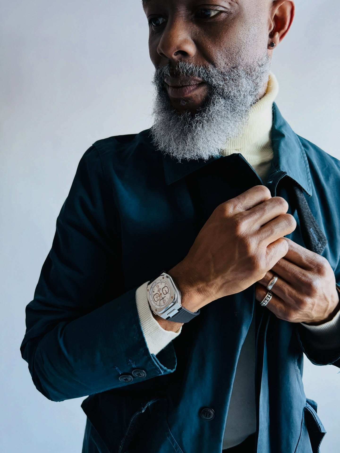 Clarity in motion.
Modern form, steady rhythm—designed to move easily between moments without asking for attention.
The Bell & Ross BR05C balances structure and ease, where utility meets refinement. A watch that feels current, grounded, and quietly confident.
Watch: Bell & Ross BR05C
Ref: BR05C-SI-ST/SST | Size: 40 mm | Full Set
—
#TimeSublime
#BellAndRoss
#BR05
#ModernClassic
#jaymznylonofficial