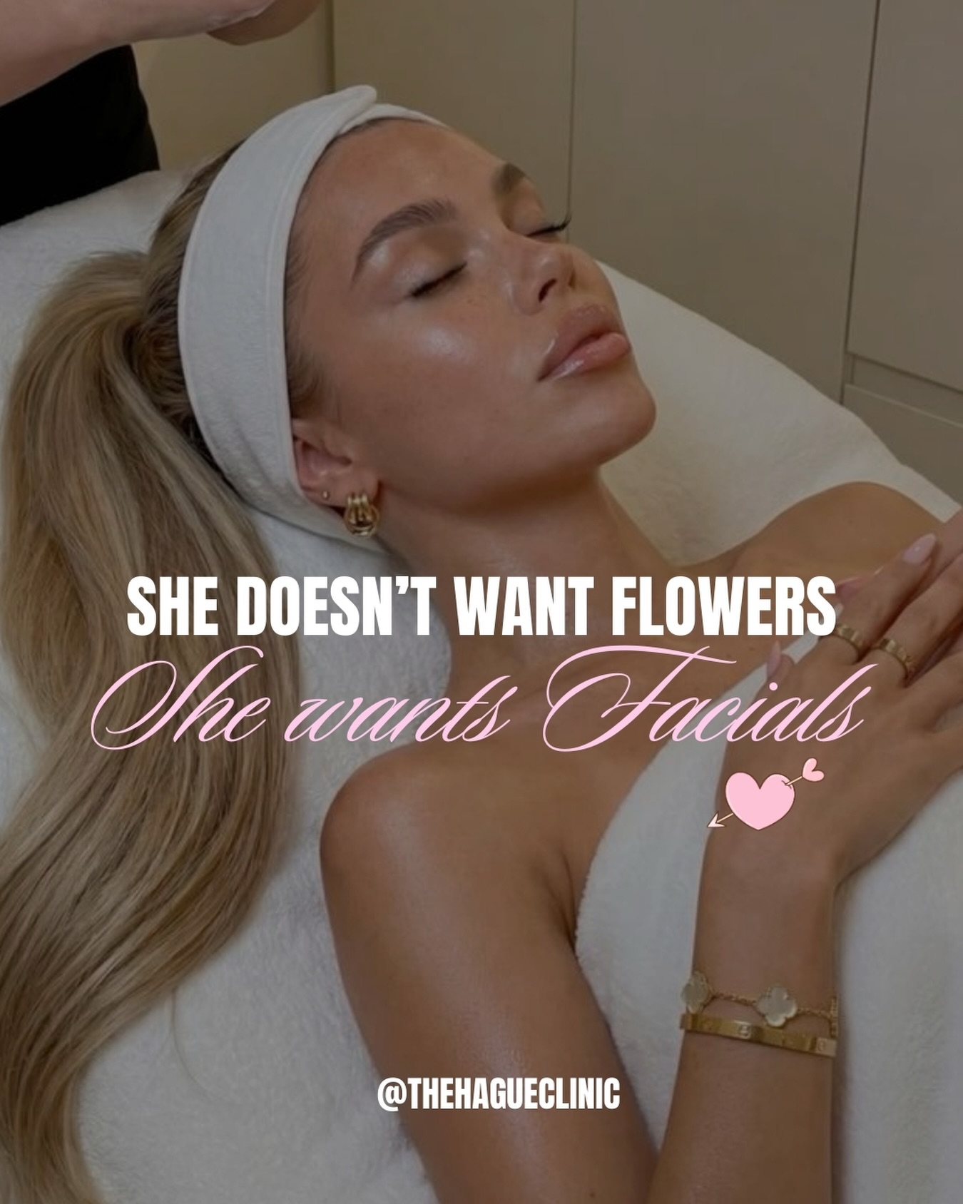 Book her or him a facial at The Hague Clinic for Valentine’s! Happy Valentine’s day 🩷
#facialsthehague #thehagueclinic #valentijnscadeau #gezichtsbehandeling