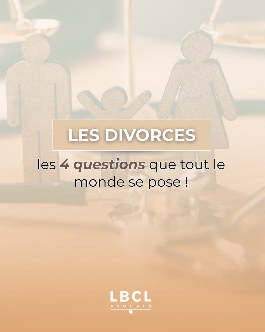 Quitter le domicile conjugal ? Garder le logement ? Vendre avant ou après le divorce ?
Quand on traverse une séparation, les décisions se prennent souvent dans l’urgence, le doute ou la peur de mal faire...
Ici, nous répondons à 4 questions fréquentes, avec des réponses simples pour vous aider à y voir plus clair avant d’agir.
Chaque situation est unique, ce qui est vrai pour l’un ne l’est pas forcément pour l’autre.
Être bien conseillé, au bon moment, peut tout changer.
📩 Une question ? Une situation personnelle ? Contactez-nous pour un accompagnement adapté.