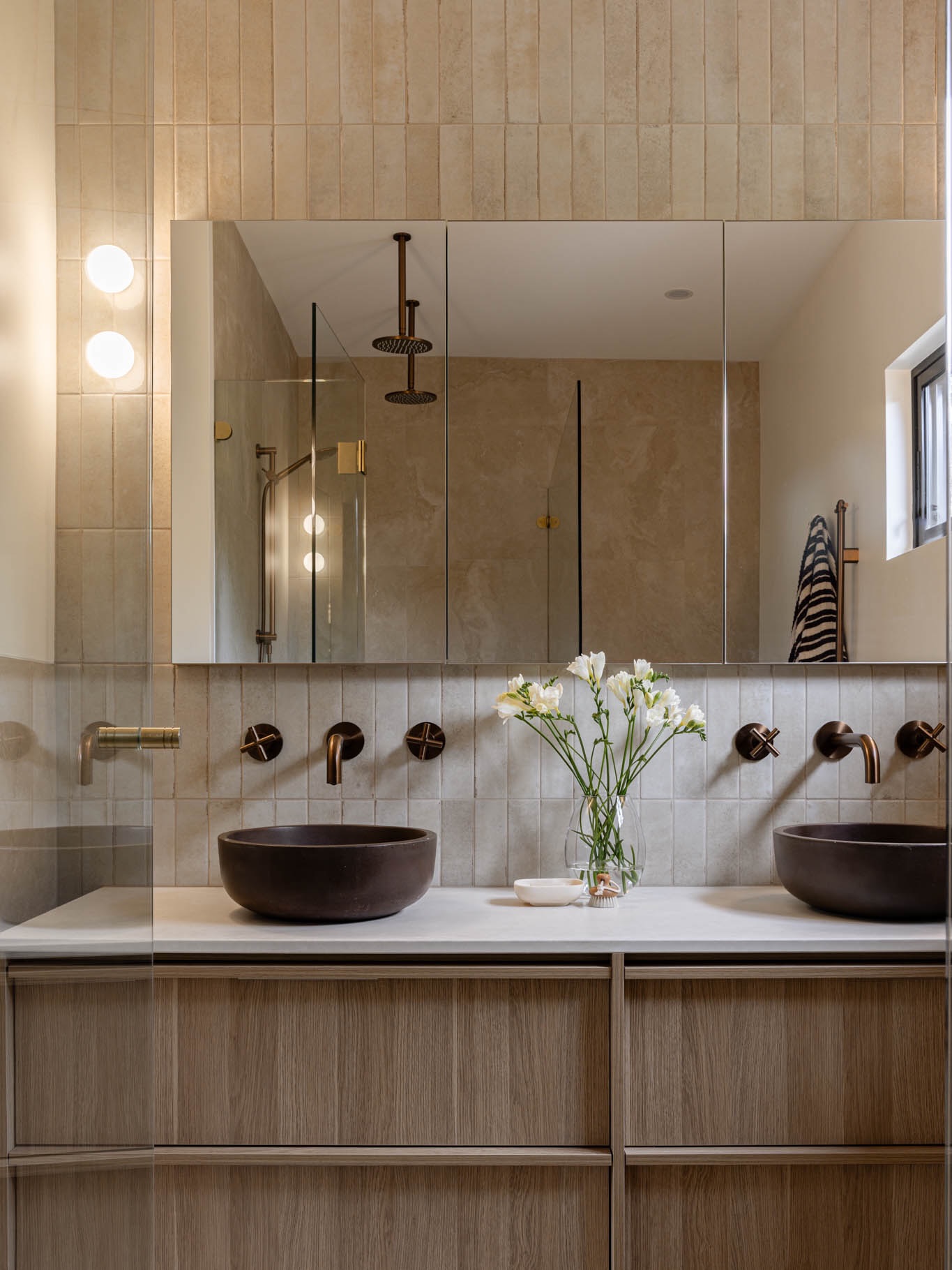 A previous adjoining bedroom, because a spa-like retreat ensuite for the primary.
Builder: @trjandsons
Photographer: @bridietomkinsphotography
#ensuitebathroom #bathroomdesigns #interiordesignsydney #sydneyrenovation #sydneyinteriordesign