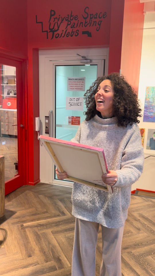 Valentines sip and paint coming soon 🎨💘
#artplaylondon #artplay #artbar #sipandpaintlondon #sipnpaint