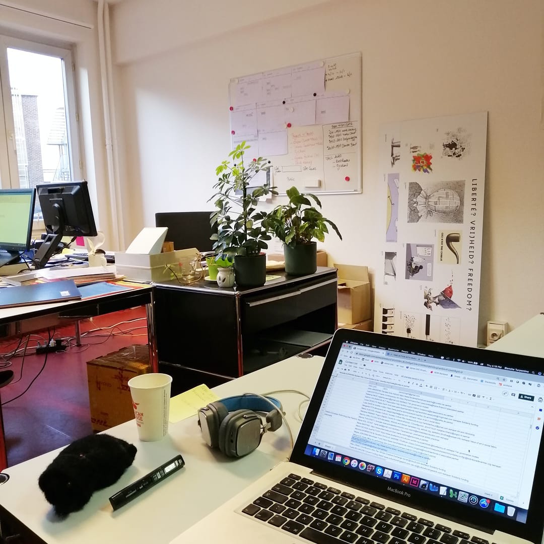 Office space for 2 weeks as part of staff exchange of @beyond2shores at @bozarbrussels