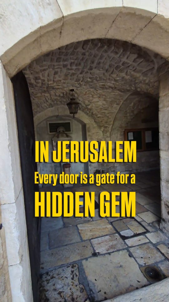 In Jerusalem every door is a gate for a hidden gem. You just need to know the right doors. Book a private tour with me in Jerusalem on your next trip to Israel! I'll show you the right doors! See you soon in Israel!
#israel #tourguide #visitisrael #holyland #hiddengem