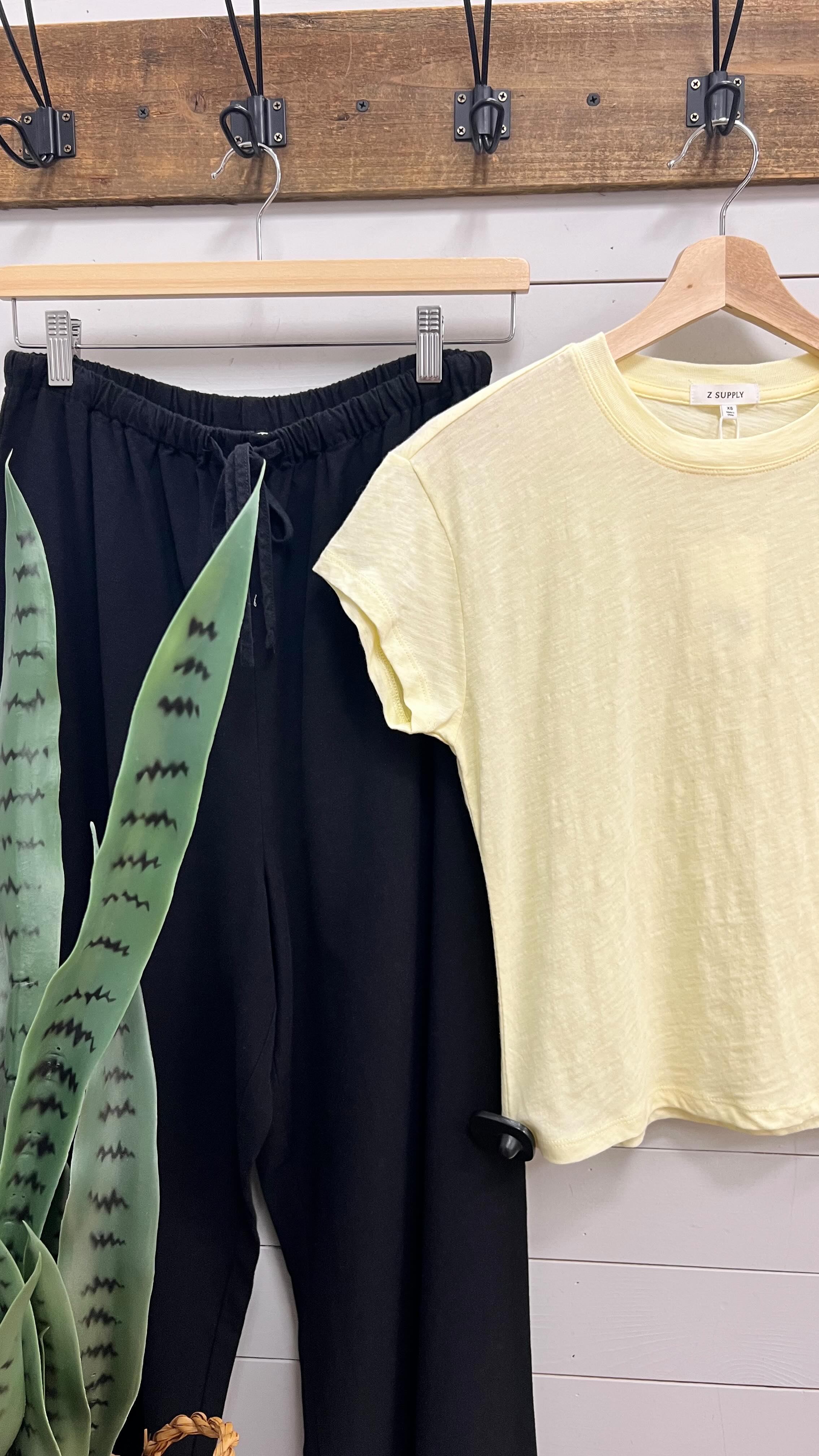 Are you ready to find your Pinterest-perfect outfit? Come visit Coast Surf Shop and discover your new favorite look!
Featured in this video:
Tops: Select Tank by Z Supply
Sloane Linen Top by Z Supply
Pants: Classic Drawstring Pants by Rhythm
Shoes: Ohana Sandals by Olukai
#clothes #outfits #fyp #smallbuisness #coastsurfshop