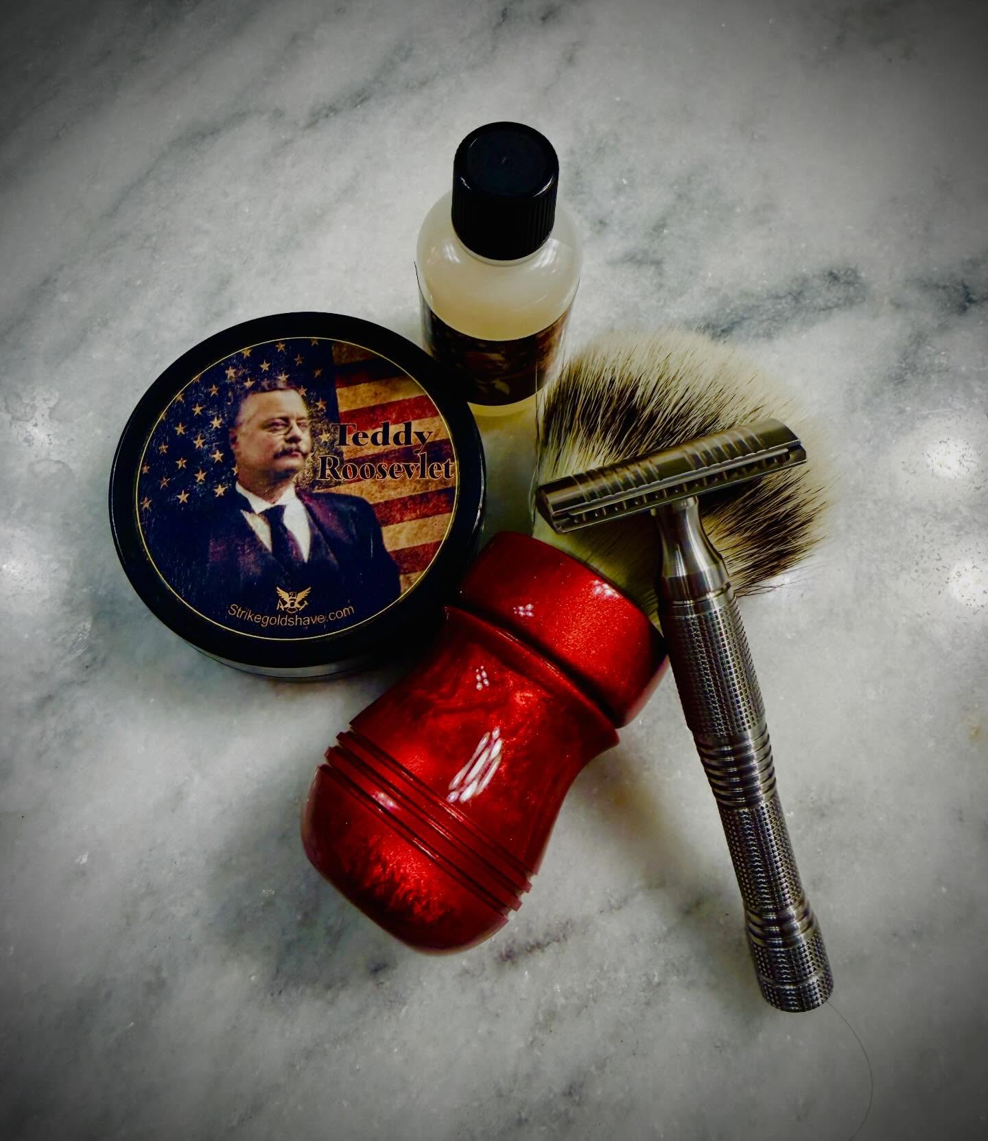 Thank you @strikegoldshave_ @trotterhandcrafts @smart_helix_razor #sotd #shaveoftheday #wetshaving