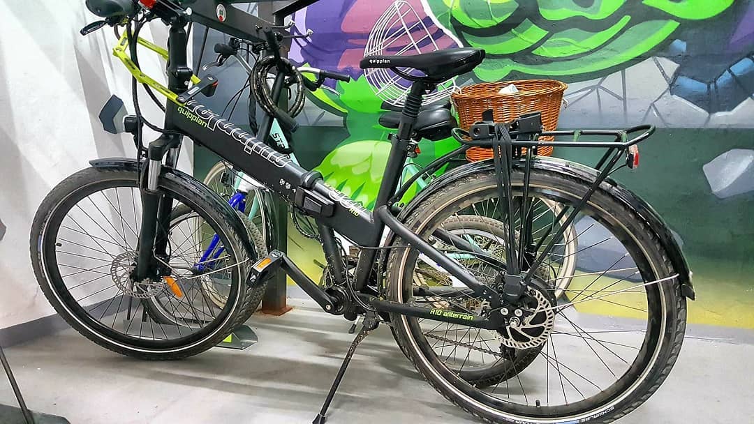 Hola,
Servicios y precios;
Skyb en Barceloneta está creado con el fin de guardar la bicicleta de forma fácil y segura, fomentando así, el uso habitual de la bicicleta en Barcelona, el deporte y bienestar físico, mental.
- Disponible 24h
- Plazas de aparcamientos exclusivas numeradas
- Anclajes de seguridad en cada plaza de aparcamiento
- Puerta motorizada
- Puerta reja de seguridad
- Cámaras de vídeo visión directa 24hs, 365 días al año, Non Stop. Audio, Fotografía
- Sistema de iluminación blanca, por detectores de movimiento
- Seguro por robo
Todos los medios tecnológicos para guardar tu bicicleta de forma fácil y segura, evitando robos, deterioro, ganando espacio en tu piso y así poder tu bicicleta ideal. Puedes pasar y ver como funciona
Dirección parking: Sant Elm, 4.
Oficina Privada
Skybicicletas@gmail.com
Facebook: Skyb.parking
Web: http://www.skyflats.es/skyb
#barcelona #biciocasionbarcelona #bicibarcelona #bicingbarcelona #barcelonaenbici #barcelonacity #barcelona_cat #barcelona_world #barc #barcelonabeach #ciclismo #bici #cycle #bikelife #roadbike #sport #bicicleta #barcelona #ciclista #instabike #instacycling #barcelonetabikes