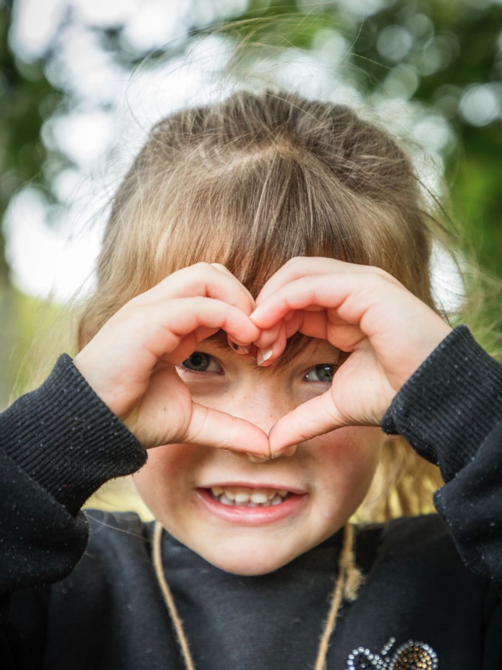 On the look out for someone who lives and breathes Reception & KS1 👀
At this stage, I’d love to chat and learn from someone who really knows this phase inside out ~ and then see what could be possible from there….
If this sounds like you (or you someone you know!) please reach out ❤️