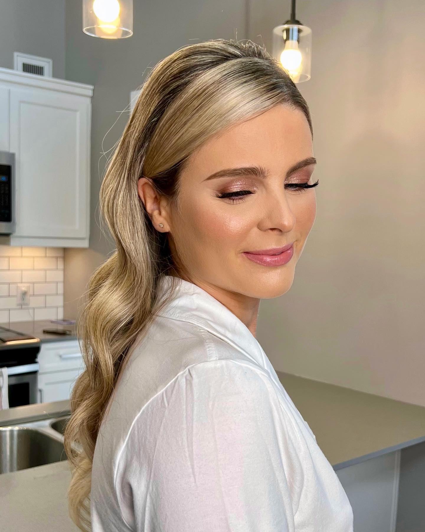 And with my beautiful bride @nikkilynne__, the 2022 season comes to an end! Thank you everyone for an amazing year, I can’t wait for what’s to come this new year! ✨💫🤍