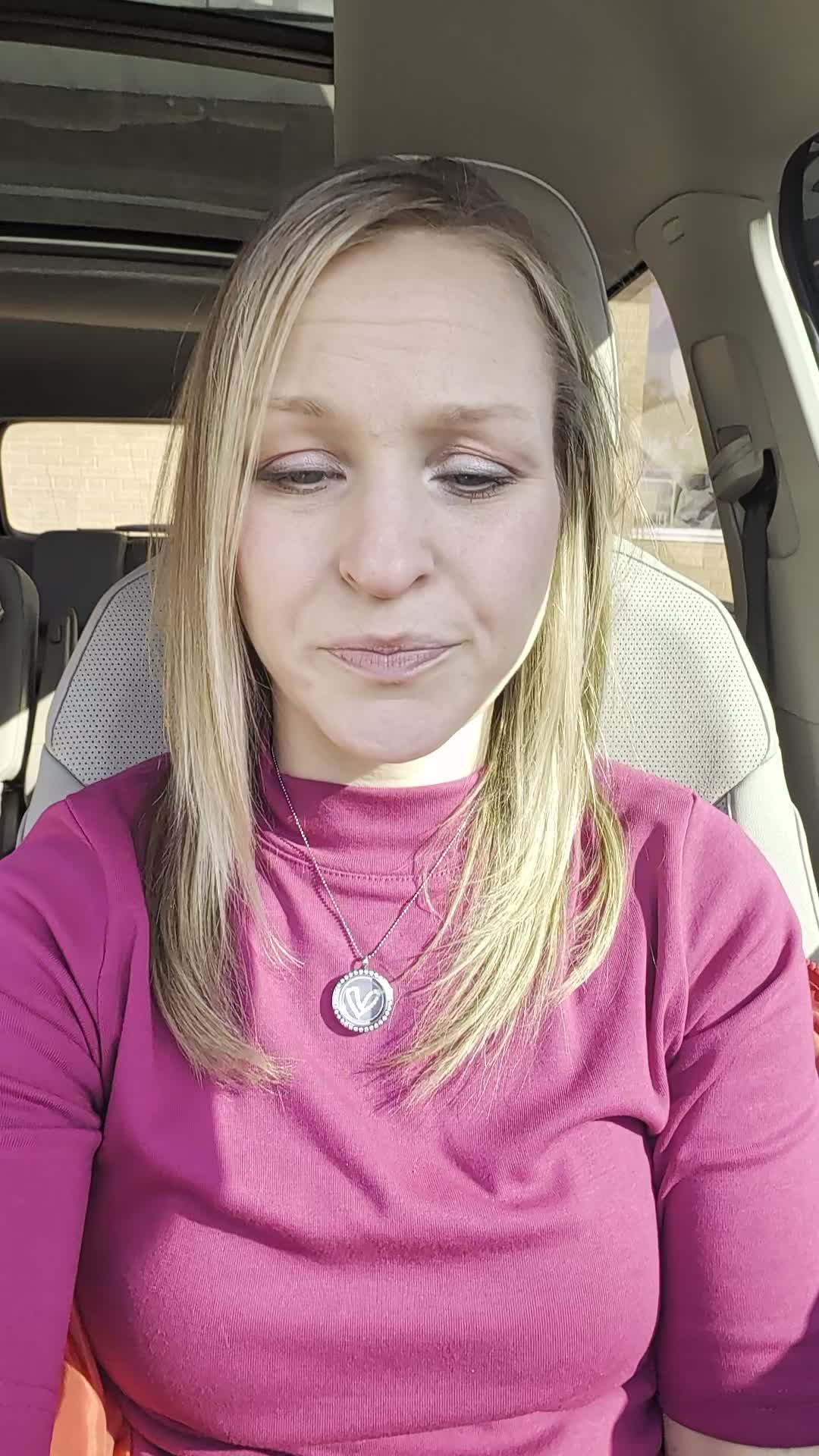 How to know what contractor to hire?! I just wanted to pop on and talk about a conversation I had with a client of mine today because maybe it'll be helpful for others!
#interiordesigner #contractors #homeremodeling