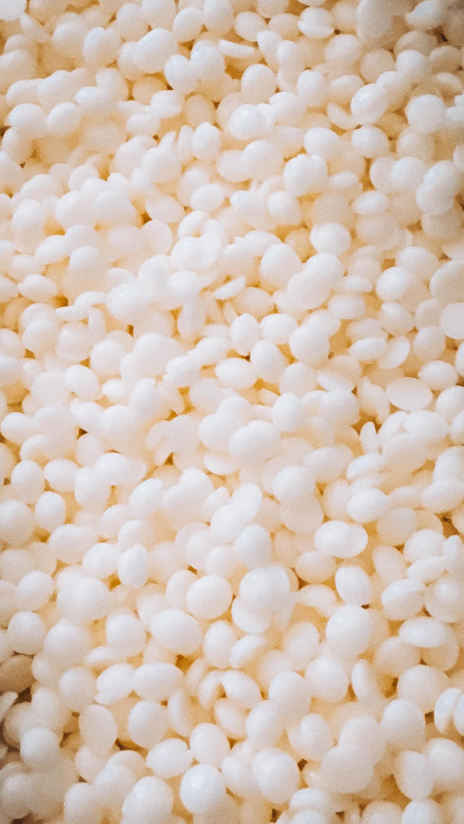 Quand tout va un peu trop vite, j’aime me recentrer sur ces gestes là.
Les sons de l’atelier, la matière, le calme ✨
C’est dans cette atmosphère que naissent les créations Atelier Mailau.
☁️ Et toi, qu’est-ce qui t’aide à ralentir chez toi ?