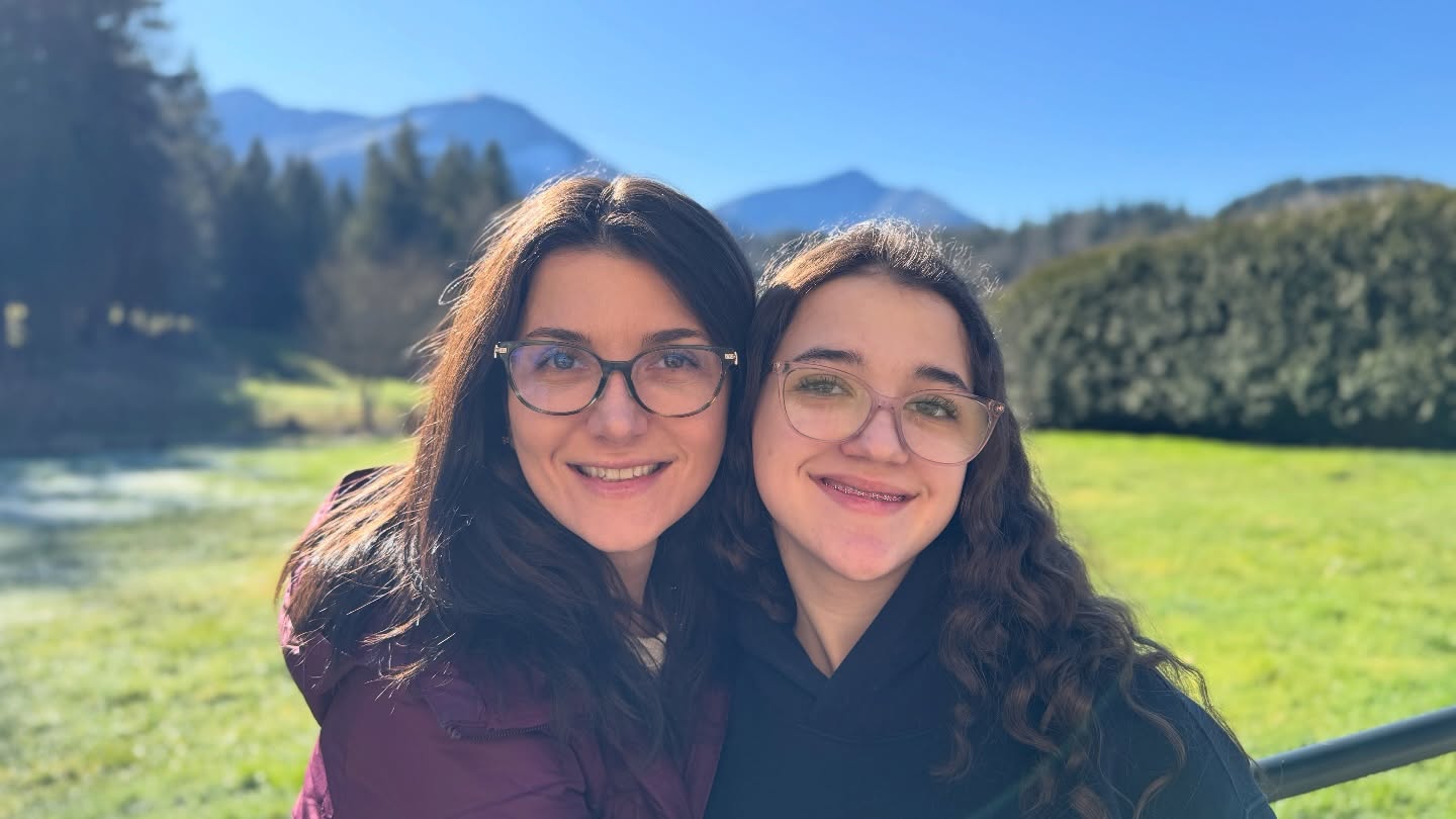 Happy Family Day 🤍
Today is a reminder to slow down, connect, and appreciate the moments that truly matter. Whether you’re spending time with family, chosen family, or simply caring for yourself — connection, laughter, and presence are what make this day special.
Wishing everyone a beautiful day filled with warmth, gratitude, and meaningful moments.