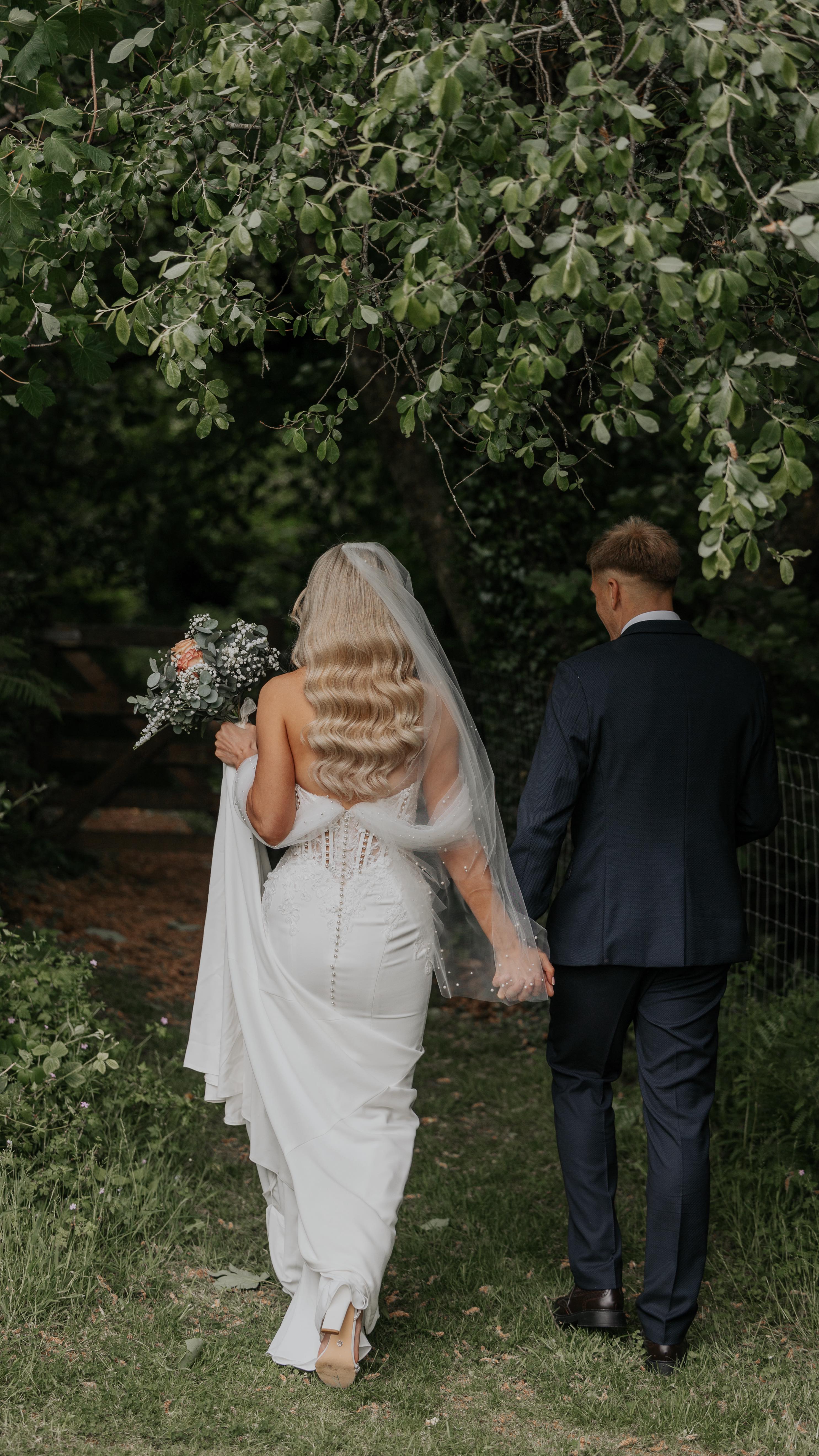 Let’s talk hair extensions ✨
If you know me, you know I’m a huge fan of hair extensions and every style in this reel is using clip-in extensions from my favourite brand @cliphairlimited 🤍
Extensions aren’t just about length they’re amazing for adding fullness, structure and longevity, especially for your wedding day.
I always have multiple sets available at trials because the perfect length really can vary so much bride to bride, which is why seeing it in person makes such a difference.
I also offer a hair extension hire service for my brides (subject to colour & length availability). This is perfect if your style only needs a few wefts, particularly for updos, saving you from purchasing a full set while still achieving hair of dreams!
If you already have nanos, tapes, or wefts, I’m more than happy to work with them and create your chosen style. Clip-ins are just my go to for bridal styling because they’re flexible, removable and can be placed exactly where support or volume is needed.
💍 Getting married in 2026/2027 and still looking for your bridal hairstylist?
Head to the link in my bio and fill out my enquiry form, I’d love to be part of your special day ✨
Cover photo - @rabbit_house_studio
.
.
.
#bridalhairstylist #clipinhairextensions #bridetobe #bridalhairstyle #weddingmorning